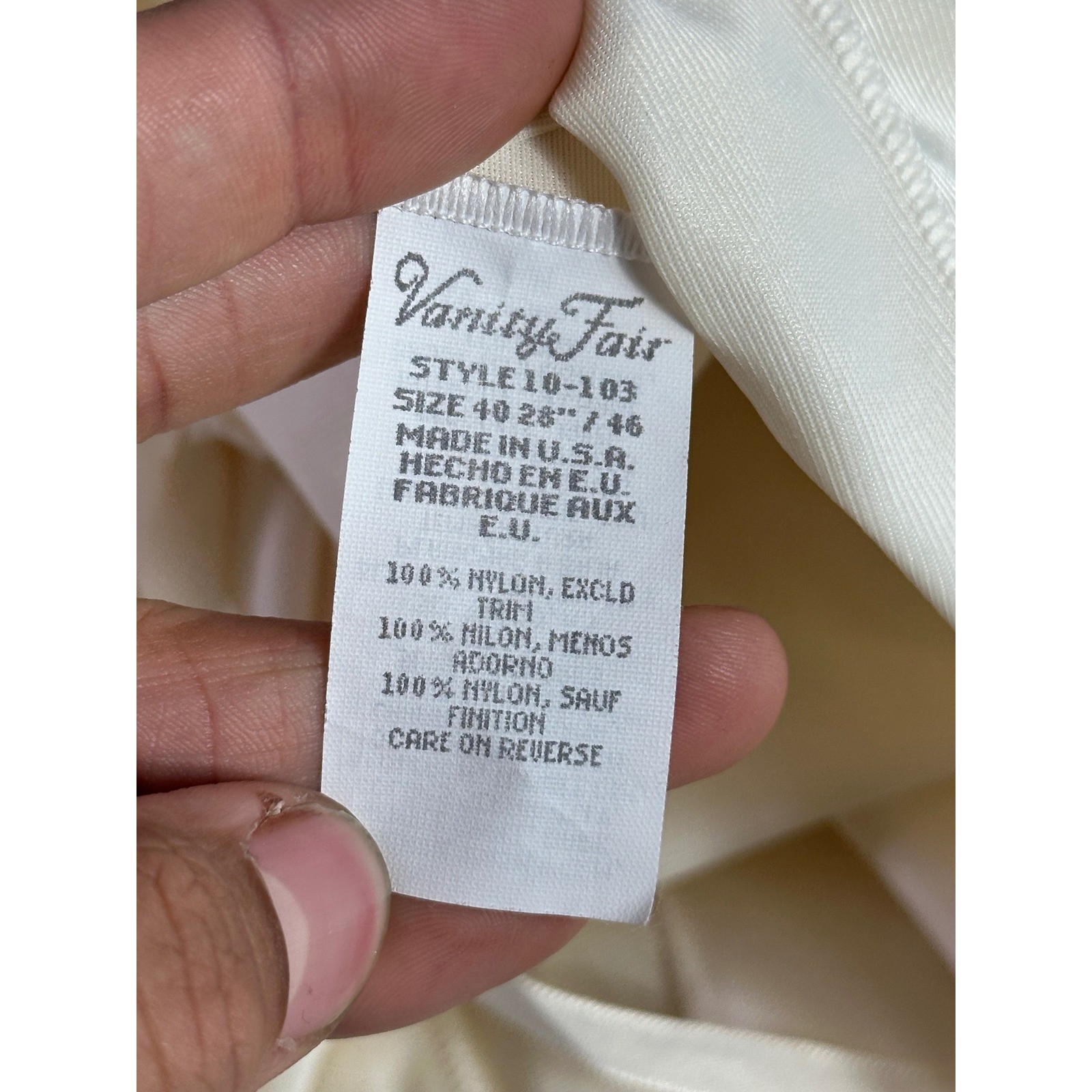 Vintage Sz 40 Vanity Fair Ivory Lace Trim Full Slip Dress Style 10-103