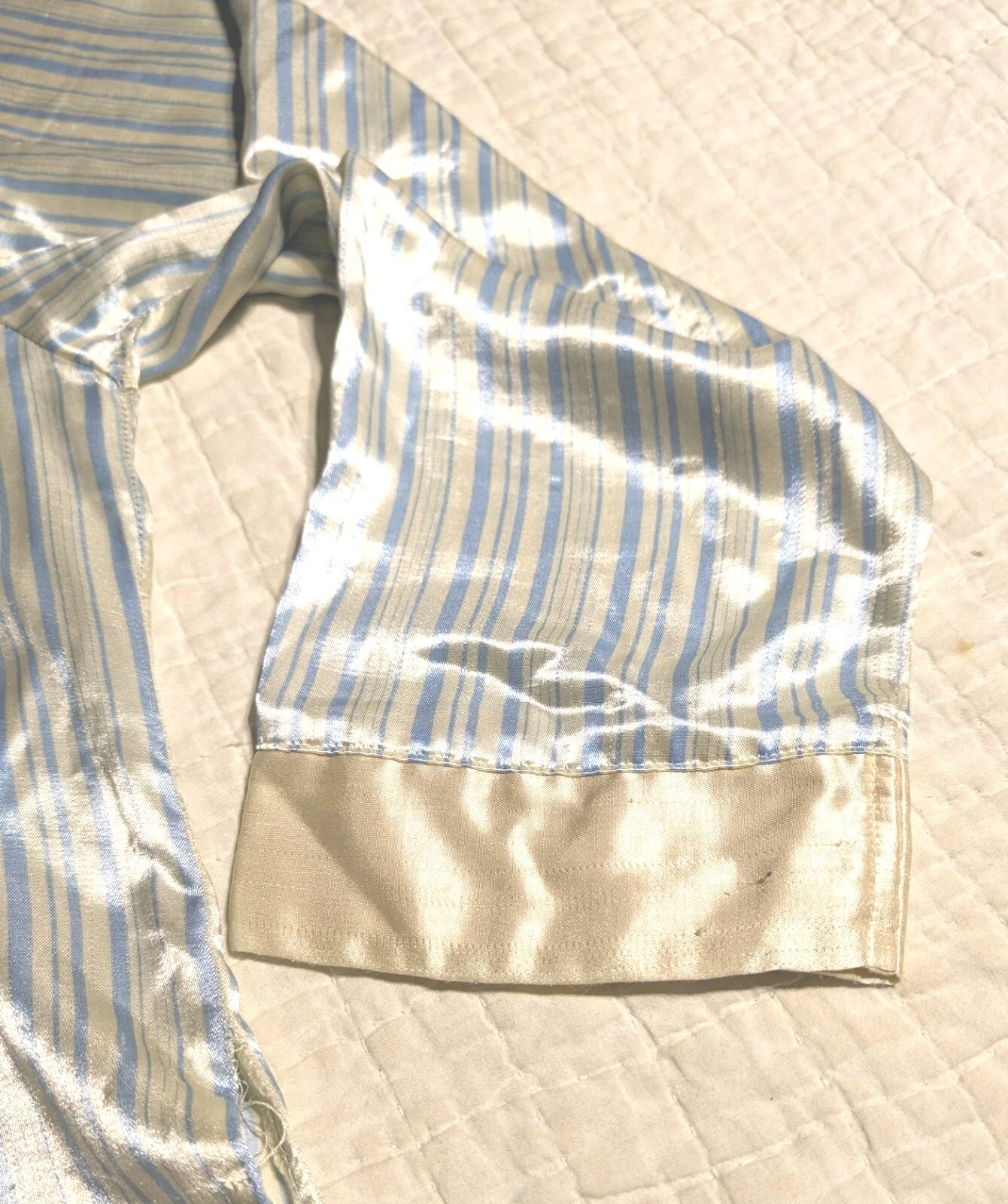 Vintage Women’s Satin Pajama Shirt Size Medium Brand: Ocean Blu ? FAIR Condition