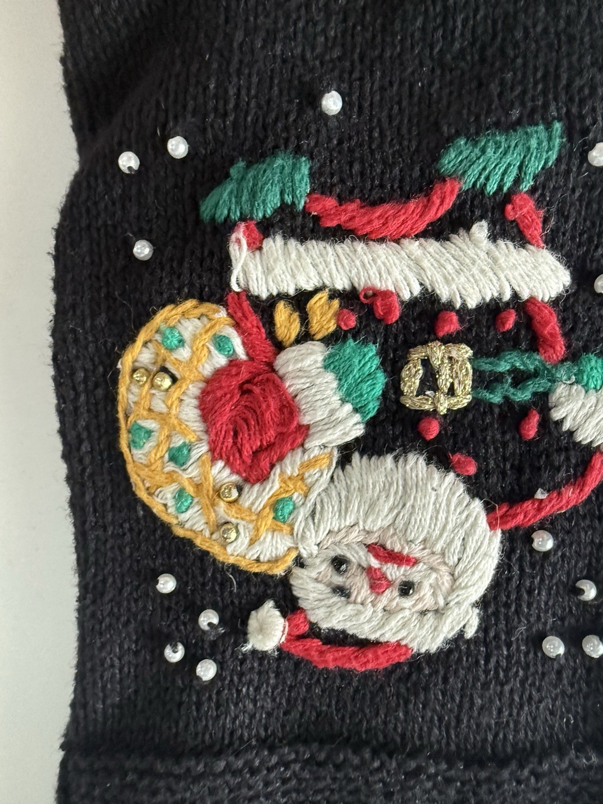 Work in Progress Gladys Bagley black Scalloped Holiday embroidery sweater M Flaw