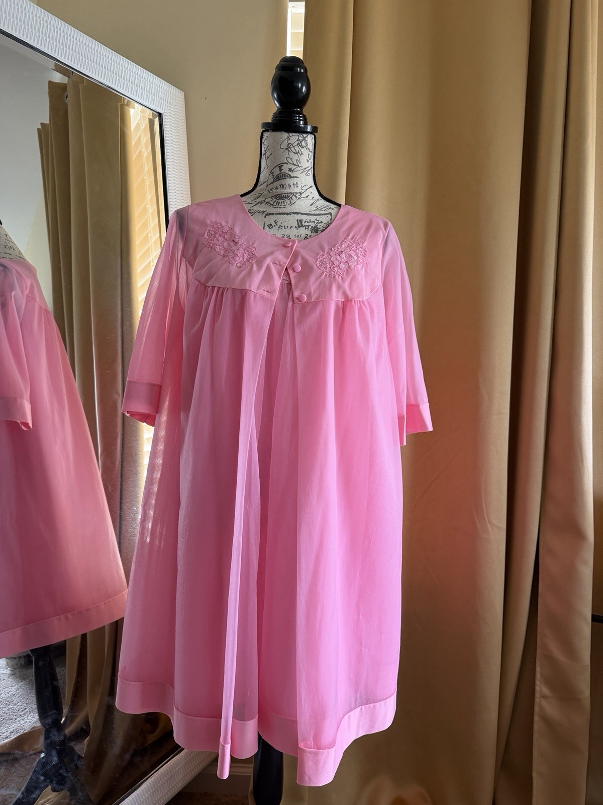 Vintage Pink Sheer Chiffon Nylon Babydoll Nightgown Lace Yoke Button Front M