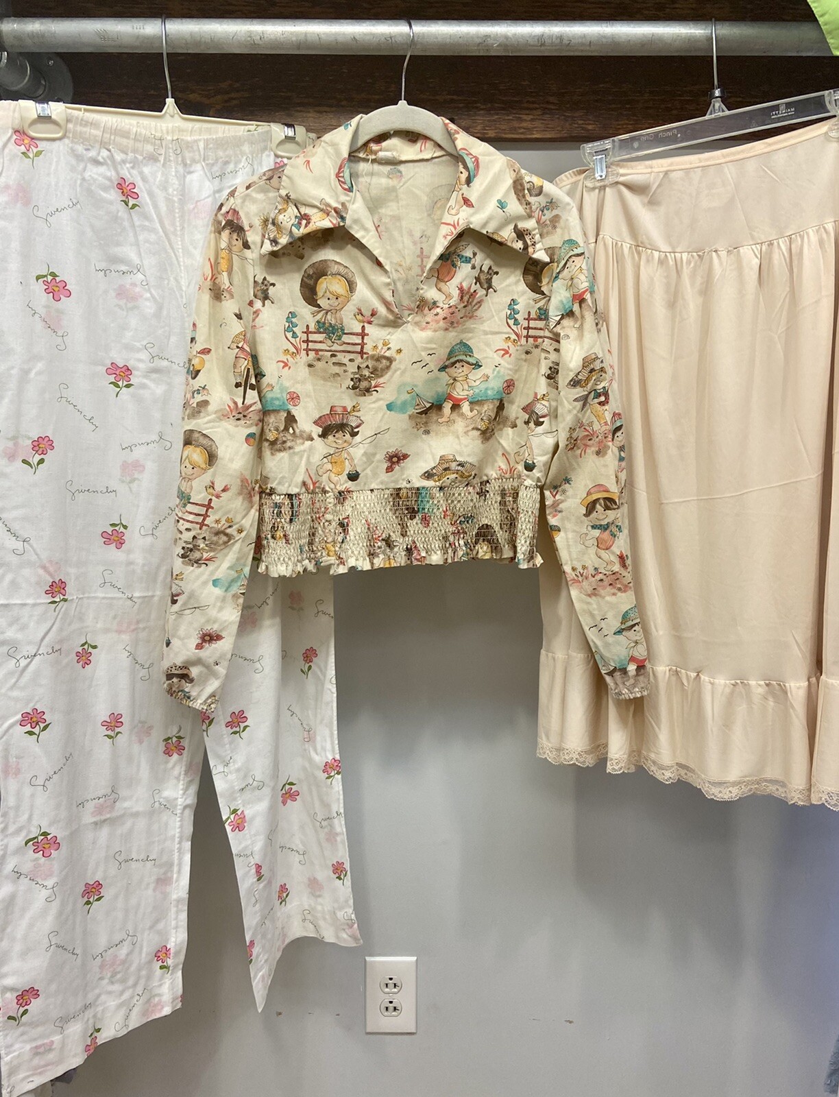 As Is Vintage Three Piece Lot Novelty Prints Silk Cotton Photo Shoot Repair