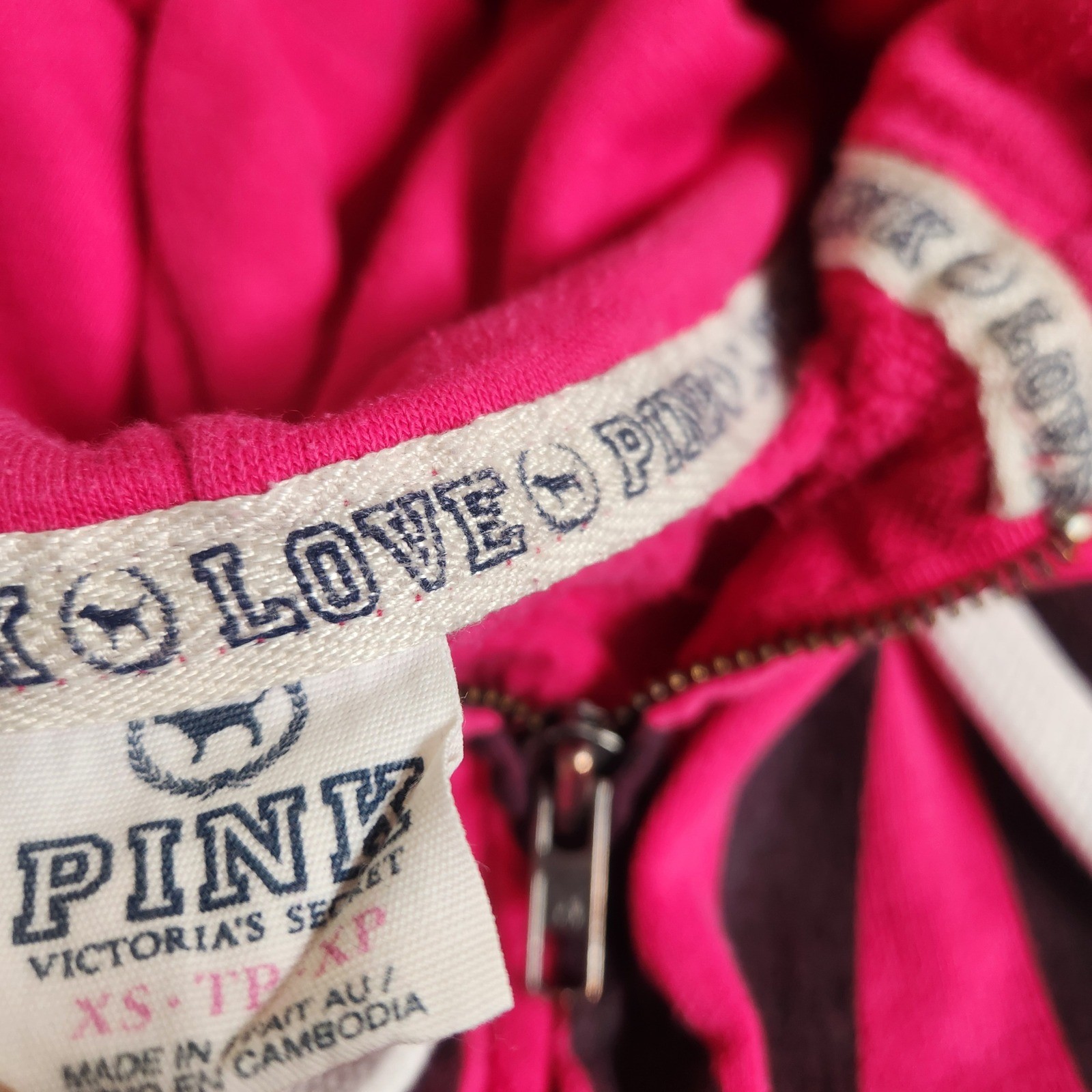 Vintage Victoria’s Secret PINK Hoodie Size XS Pink Full Zip Love Pink 86 Graphic