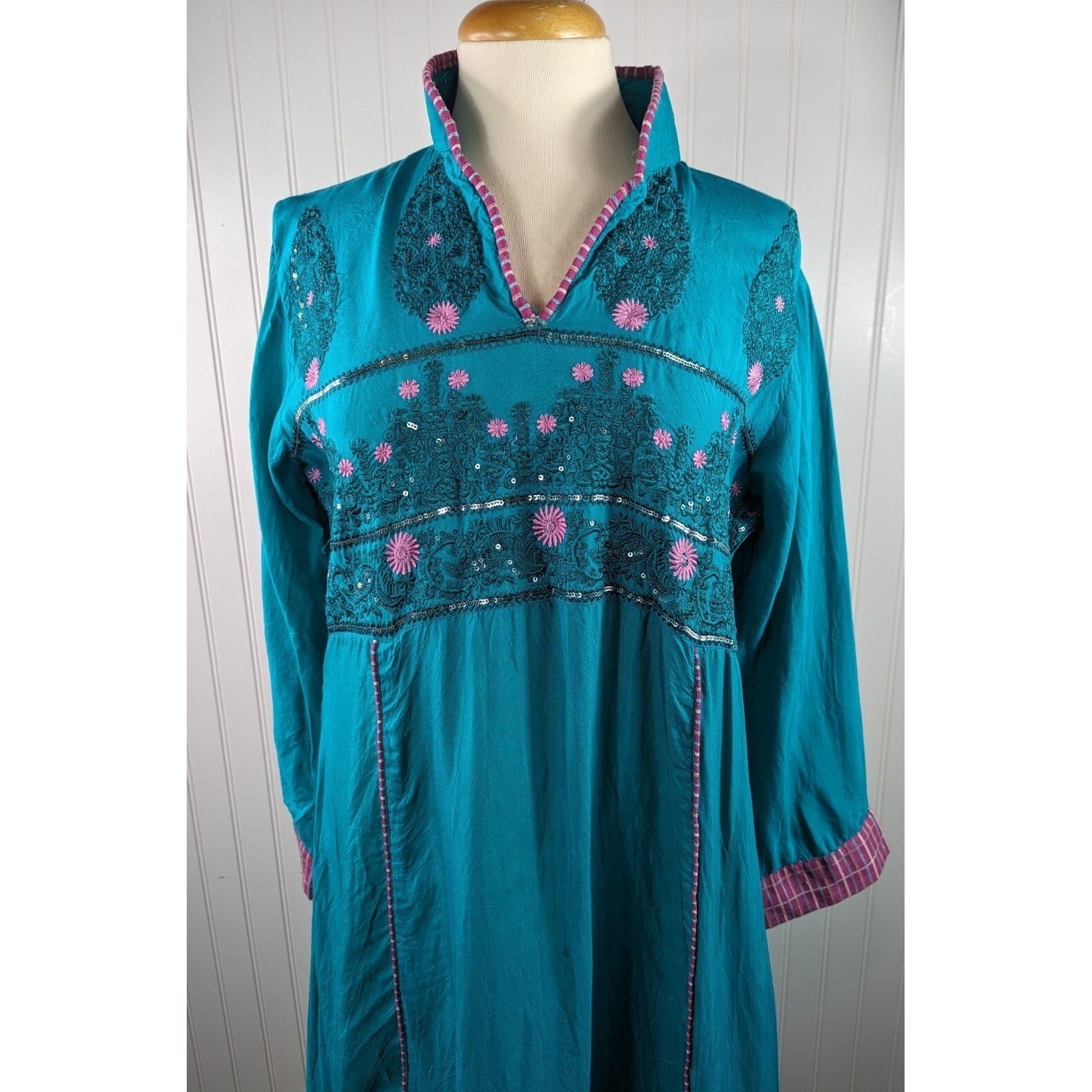 Sha Posh Maxi Dress Womens Size L Floral Embroidered Sequins Grannycore Y2K Teal