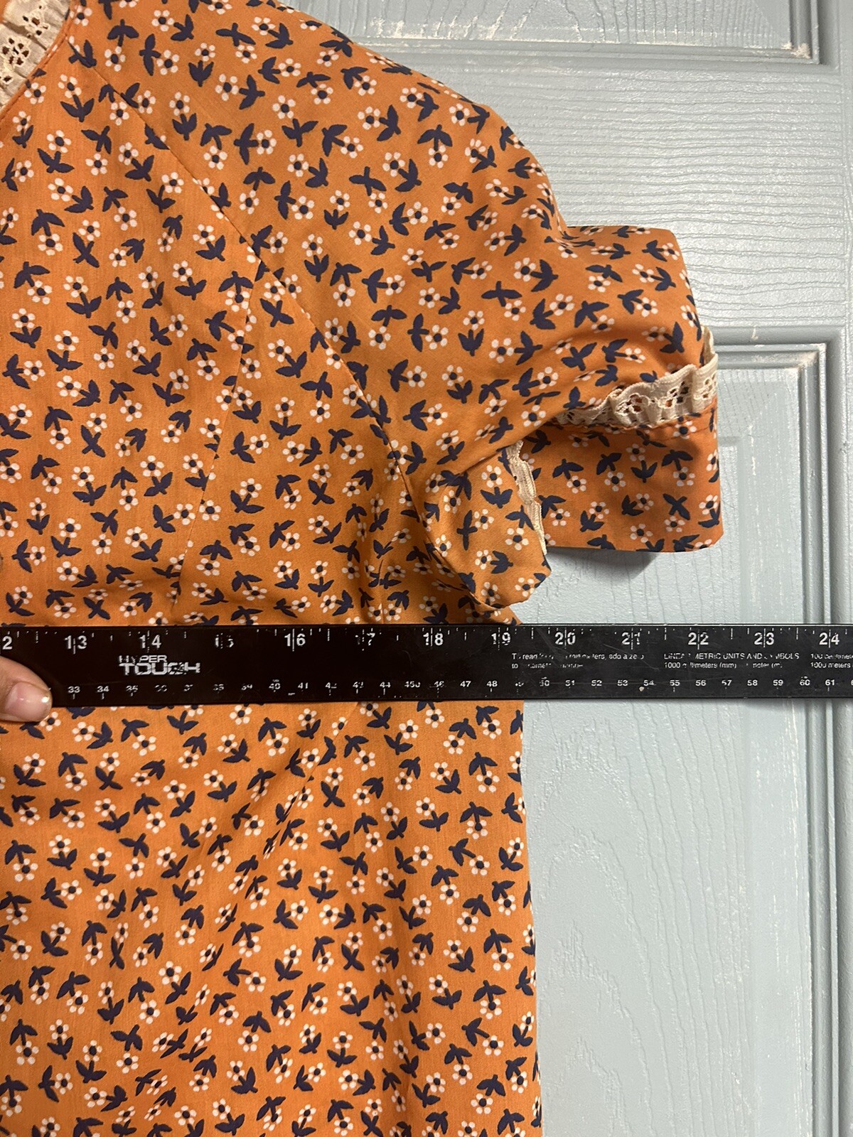 Vintage West Cal .45 Women’s House Dress Floral Snap Button