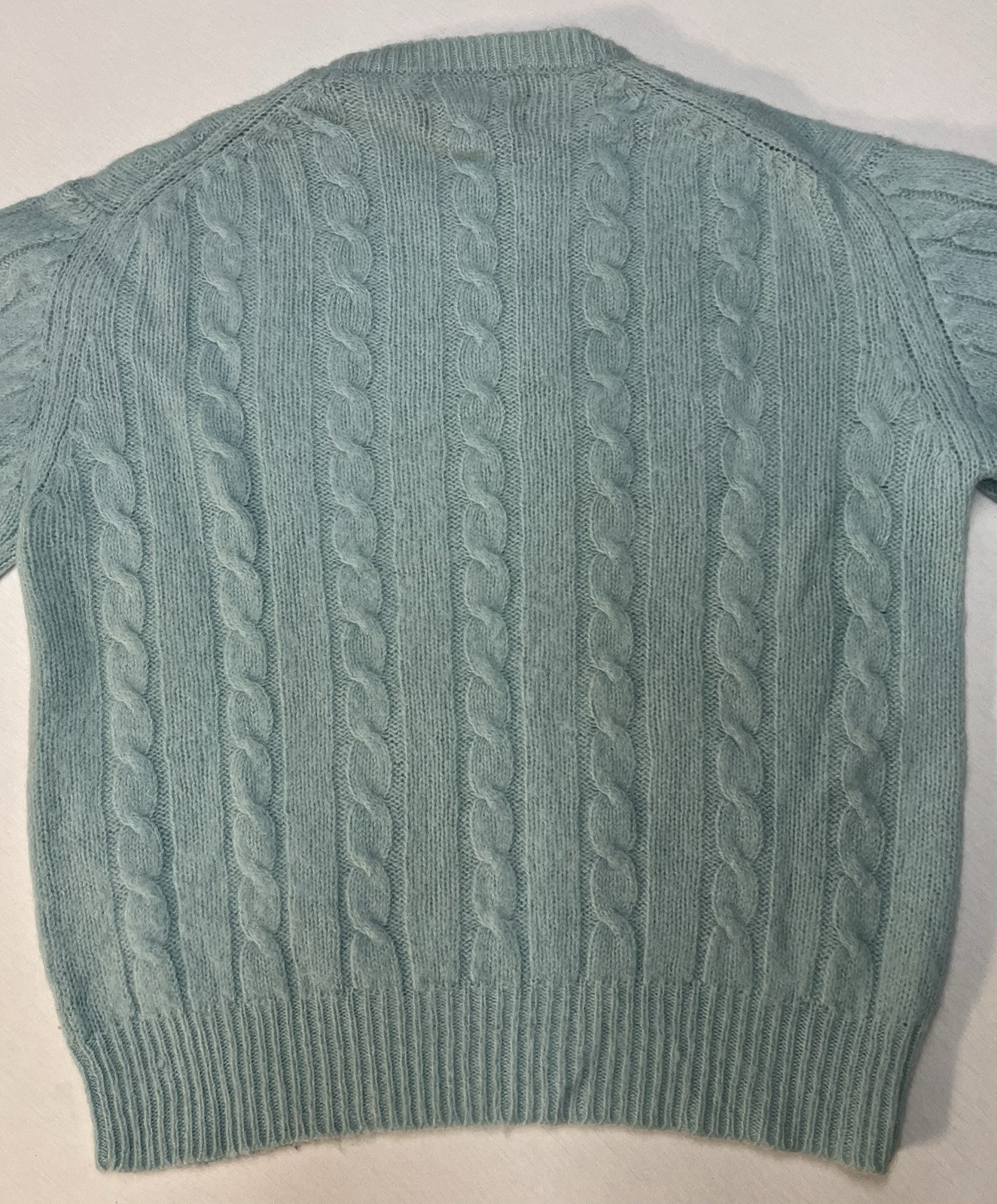 Vintage Cesarani Cable Knit Sweater 100% Shetland Wool Hong Kong Sz L Chest 42”