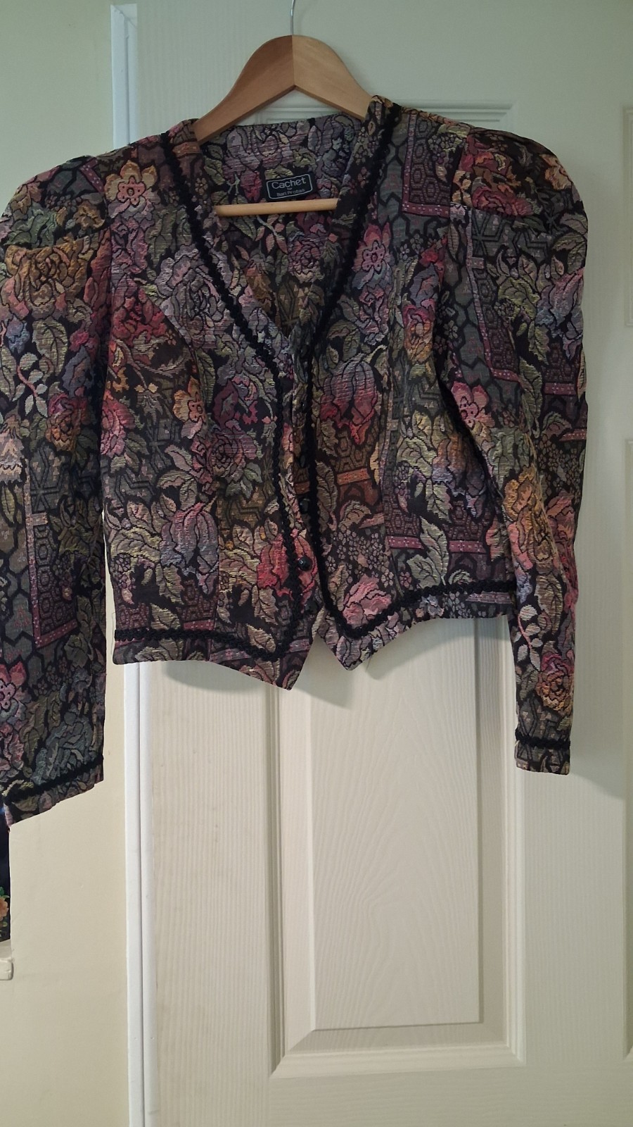 Vintage Cachet by Bari Protas Cropped Tapestry Jacket Floral Brocade Blazer