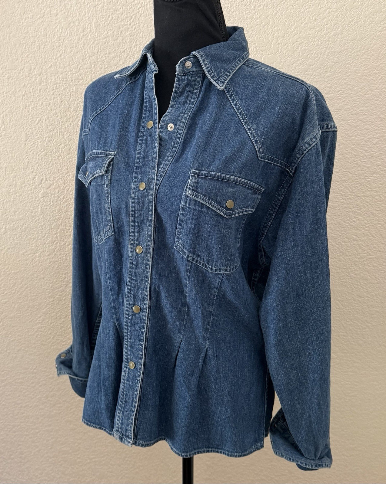 NWVTG 80s Banana Republic Denim Western Snap Shirt Pleated Waist Sz 10 (6-8)