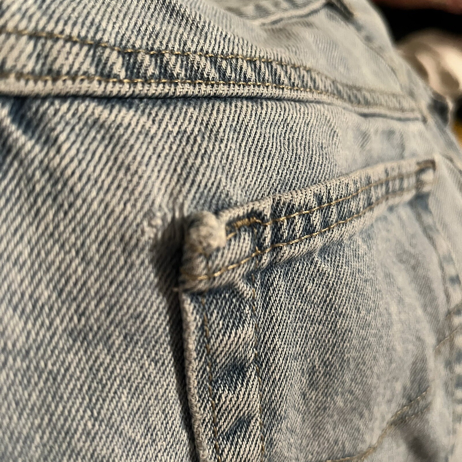 Vintage Chic Jeans Light High Waisted Shorts Denim Y2K 26” Waist