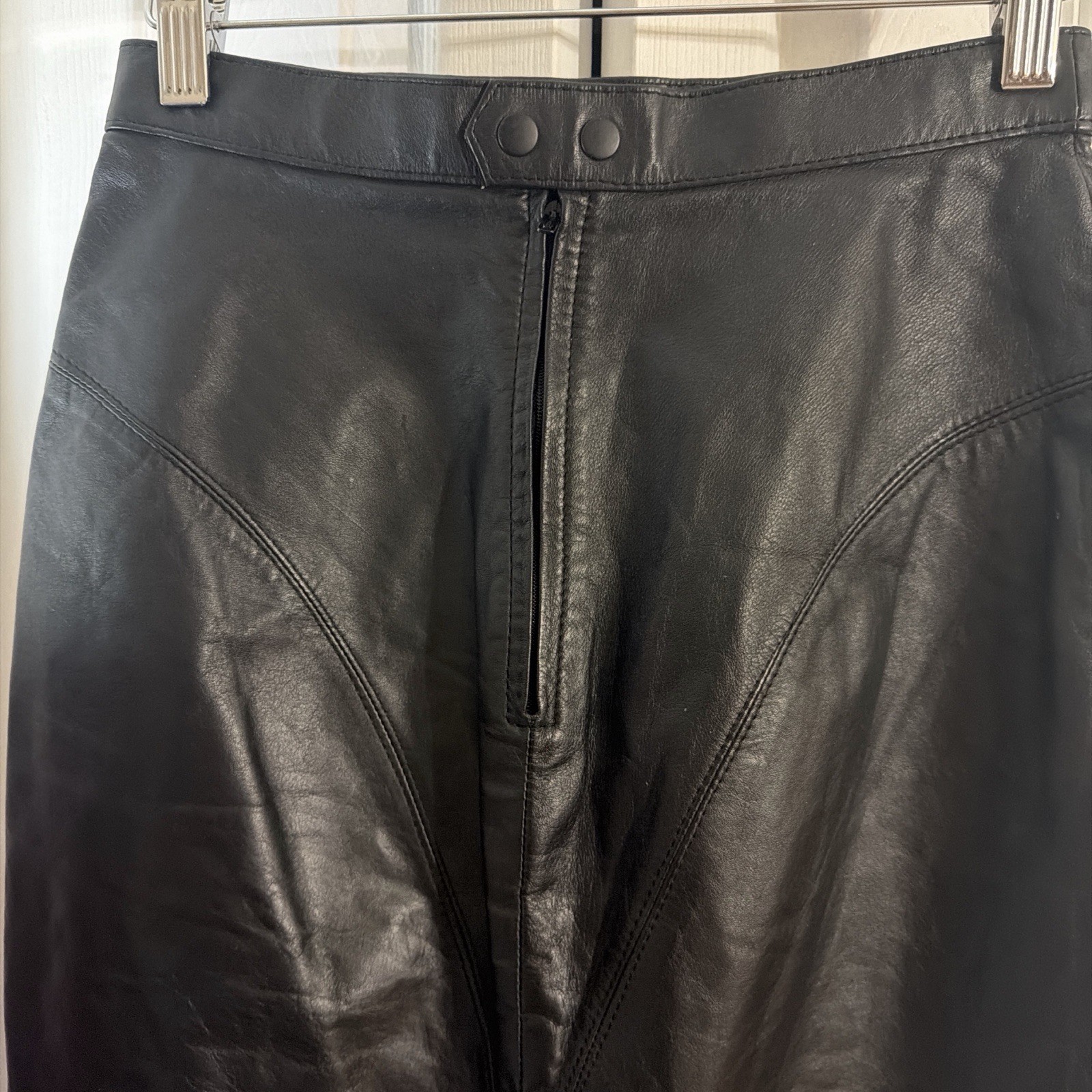 Tarazzia Women’s Vintage Black Leather Skirt Regular Size 5/6 MPN B35588