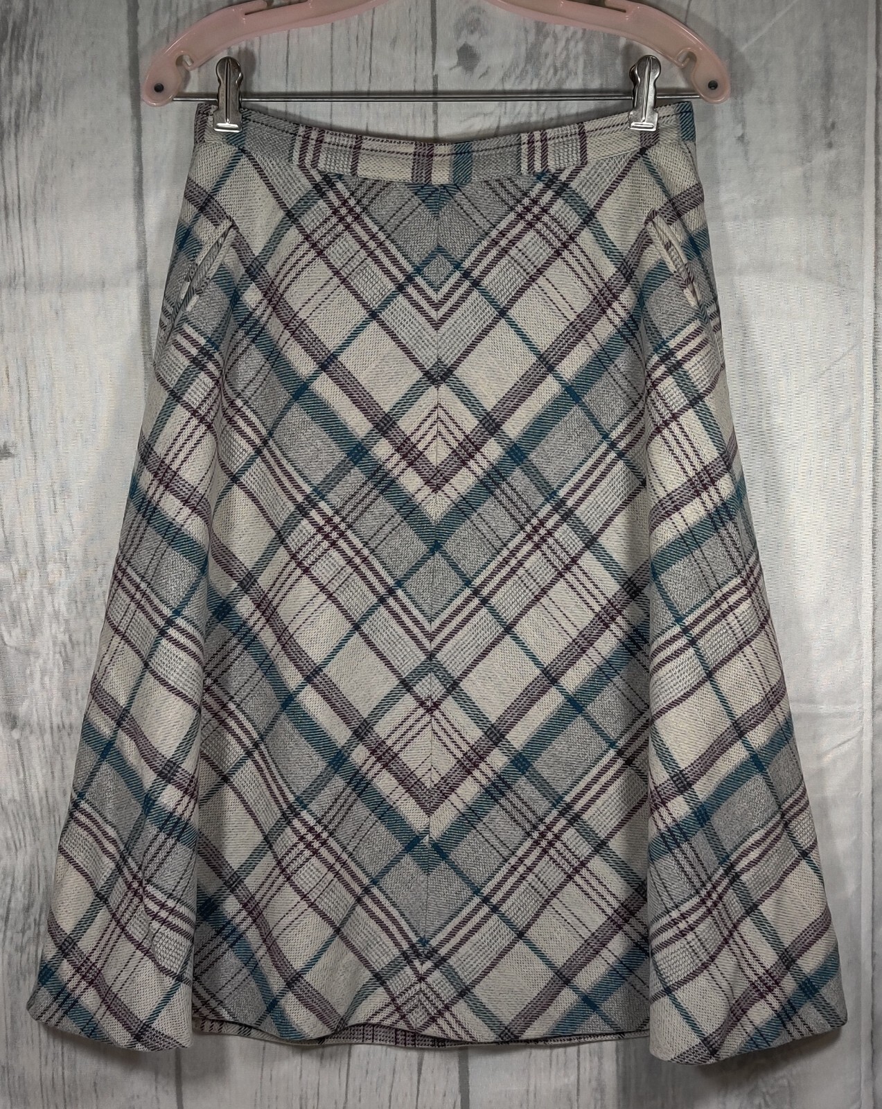 John Meyer Wool Blend Skirt (Tag Size 14) Fully Lined With Pockets Plaid Vintage