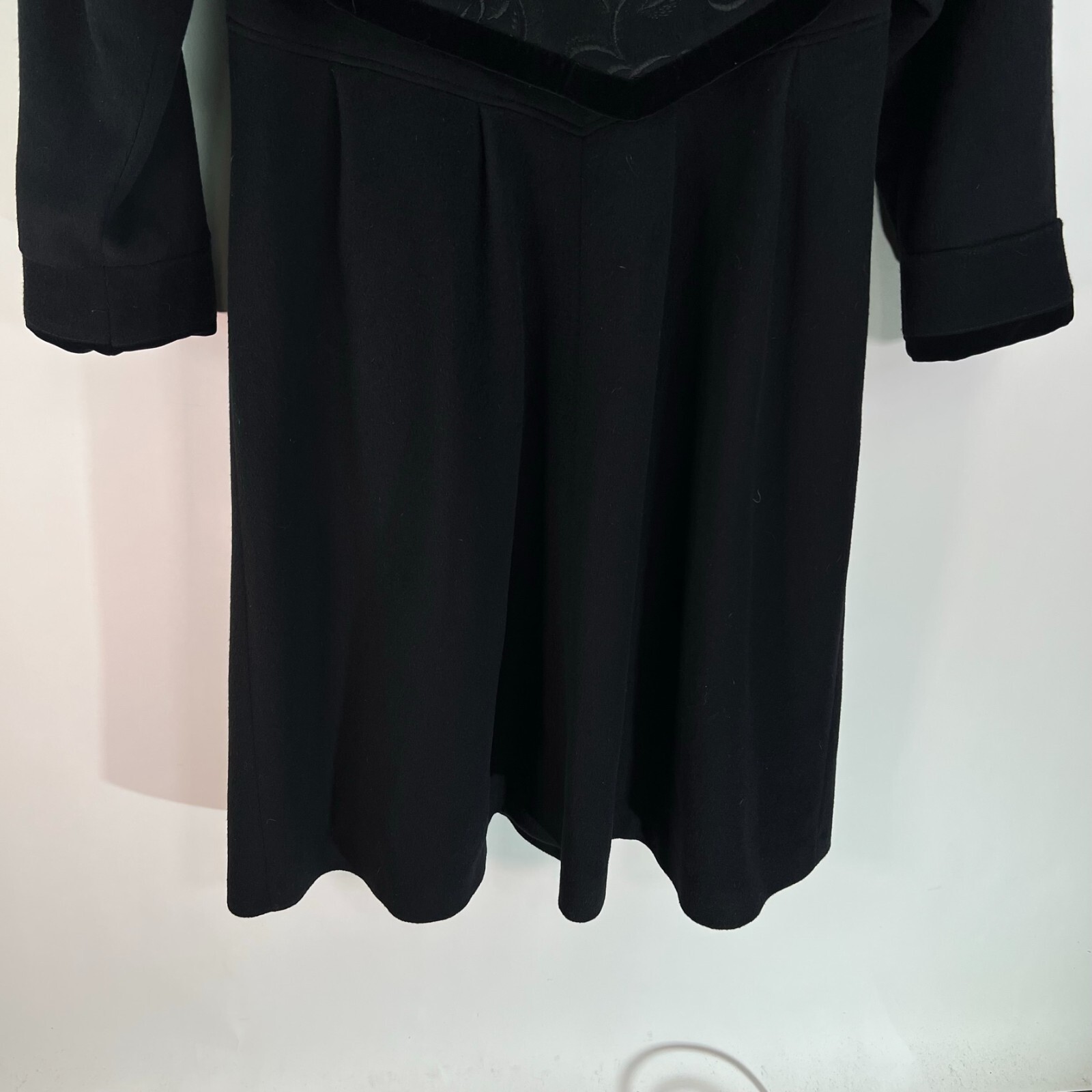 Forstmann Caplet Beaded Victorian Wool Jacket Womens Size XL Black Vintage