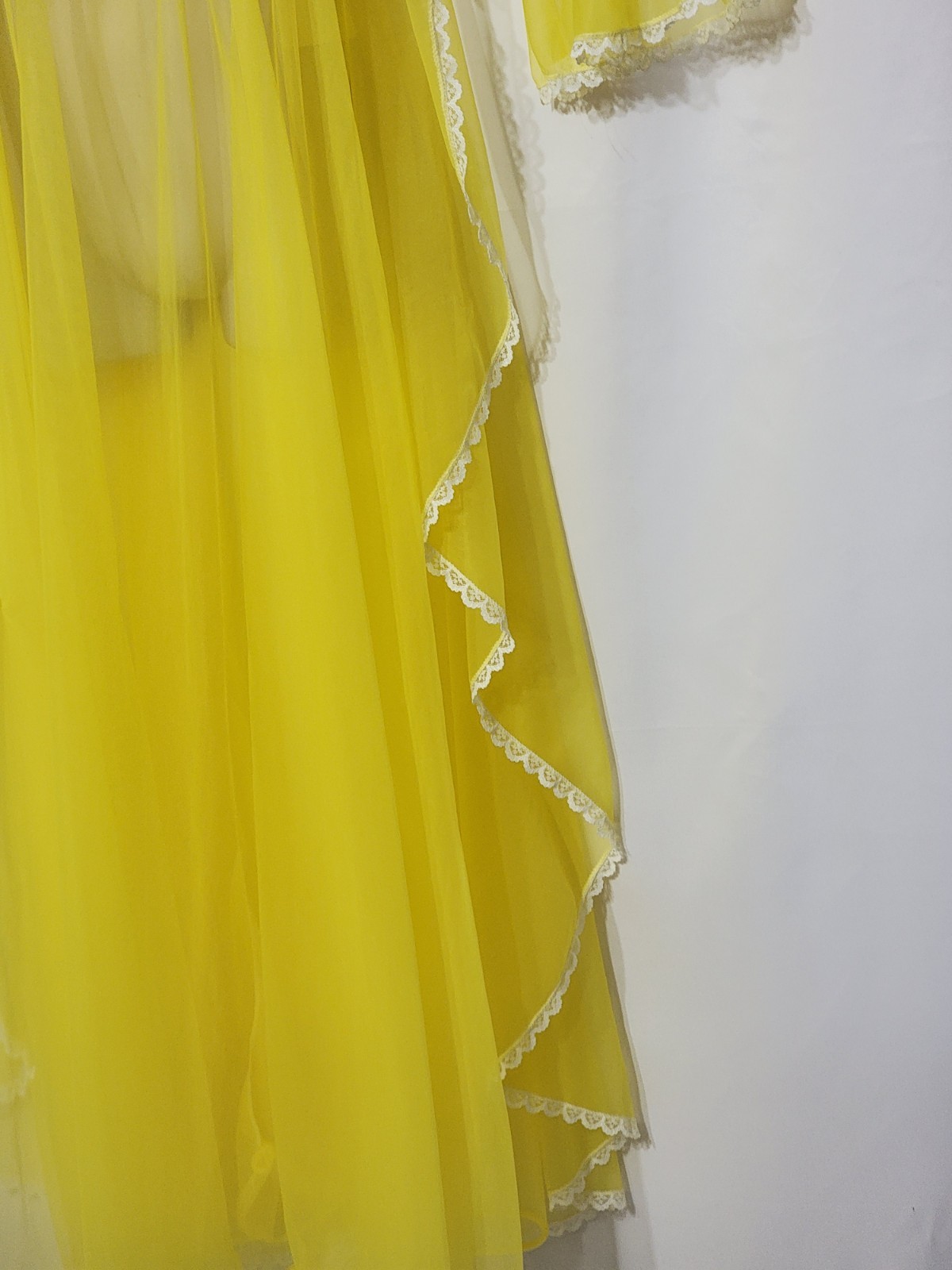 Vintage Yellow Sheer Chiffon Peignoir Set Robe & Nightgown Large ILGWU Stamp EUC