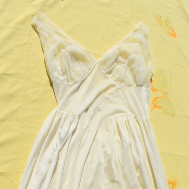 VTG TLC unique Vanity Fair Layered Nylon Tricot Lace Negligee READ