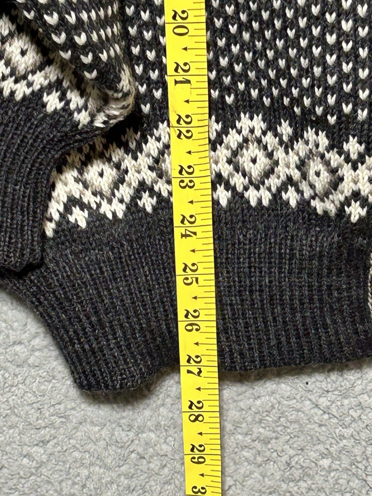 Vintage 80s Dale of Norway Cardigan Sz XL Nordic Fair Isle Snowflake Ski Sweater