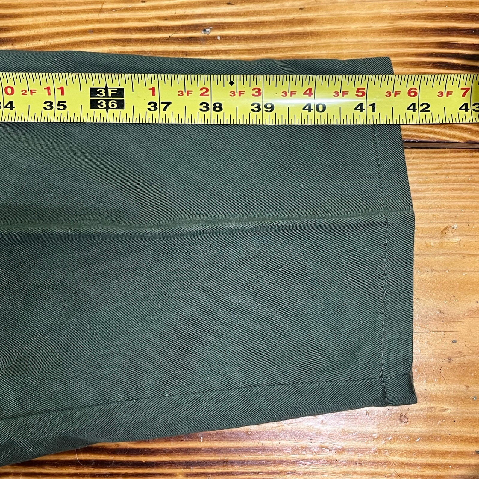 Vintage 1988 Levi’s Dockers Pleated Pants Green Khaki NOS Sz 10 See Photos READ