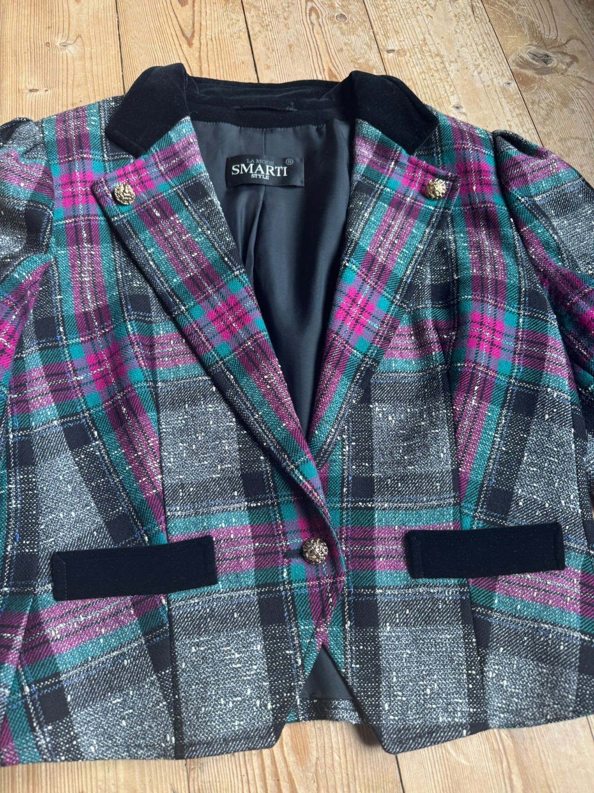 Vintage Virgin Wool Blazer 38 40 Plaid Velvet Jacket 90s Wool Blazer Chic Smarti ✨