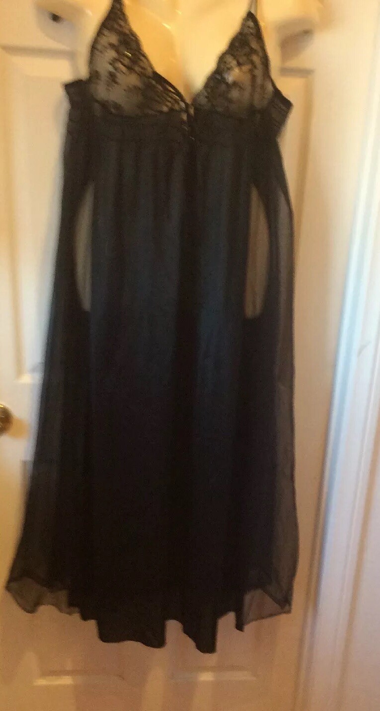 Vintage “Movie Star” Brand Nightgown Sz M 34-36 Black Full Length Sexy!
