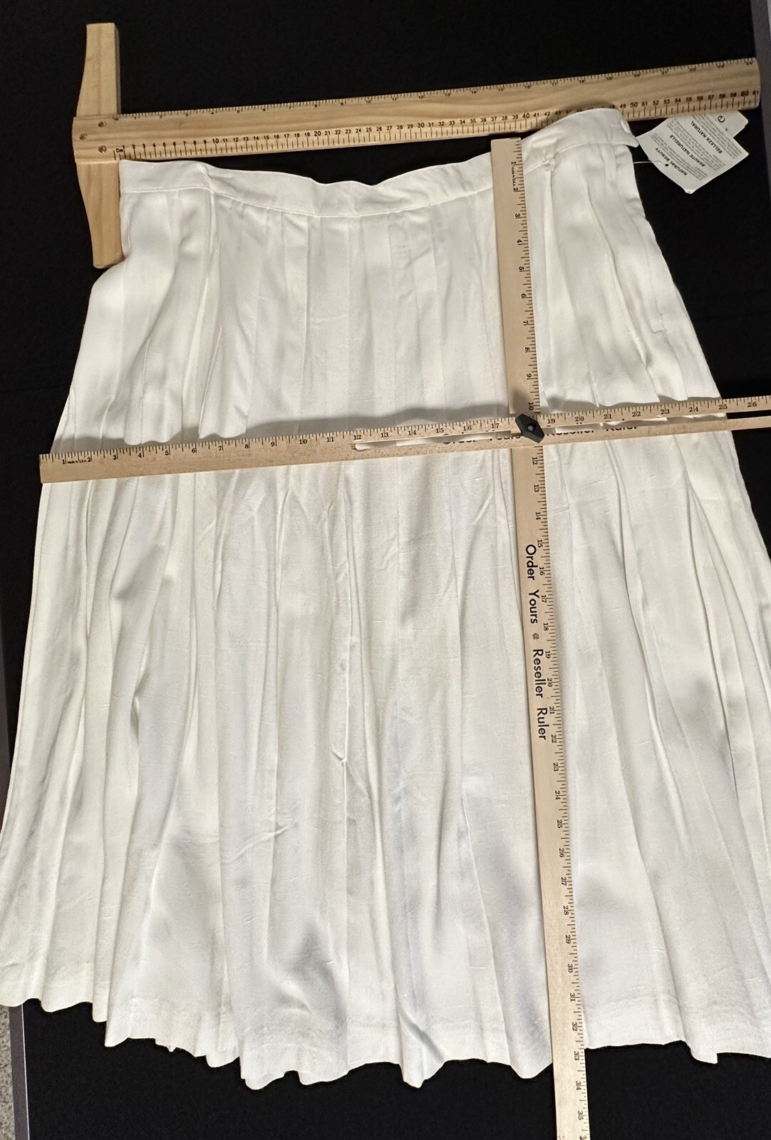 Vintage Ellen Kaye 24W Long Solid White Pleated Skirt 100% Rayon Original Tags