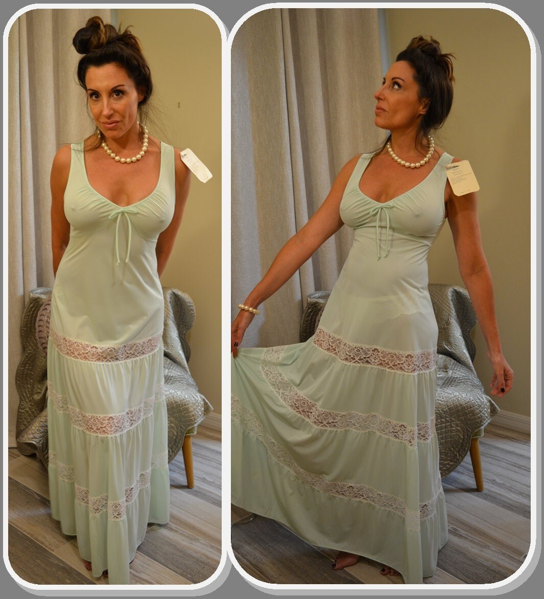 UNWORN Shadowline Mint Green Peignoir Set, Robe, Nightgown, White Lace, Full Swe