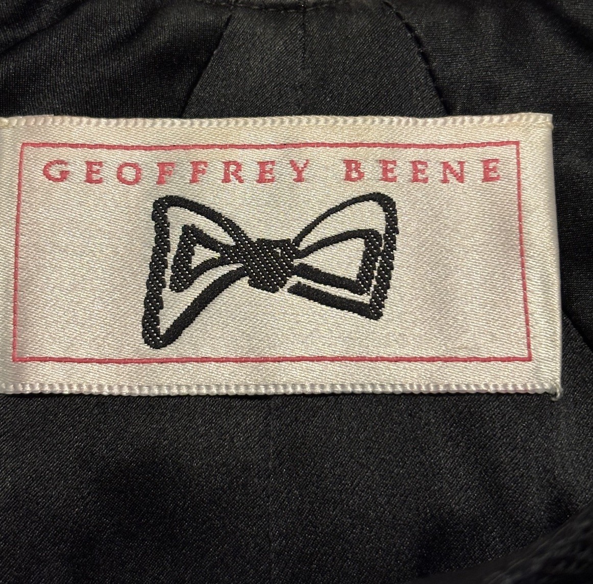 Vintage 1980s Geoffrey Beene Skirt Jacket Set Lace Embroidered Black White 8