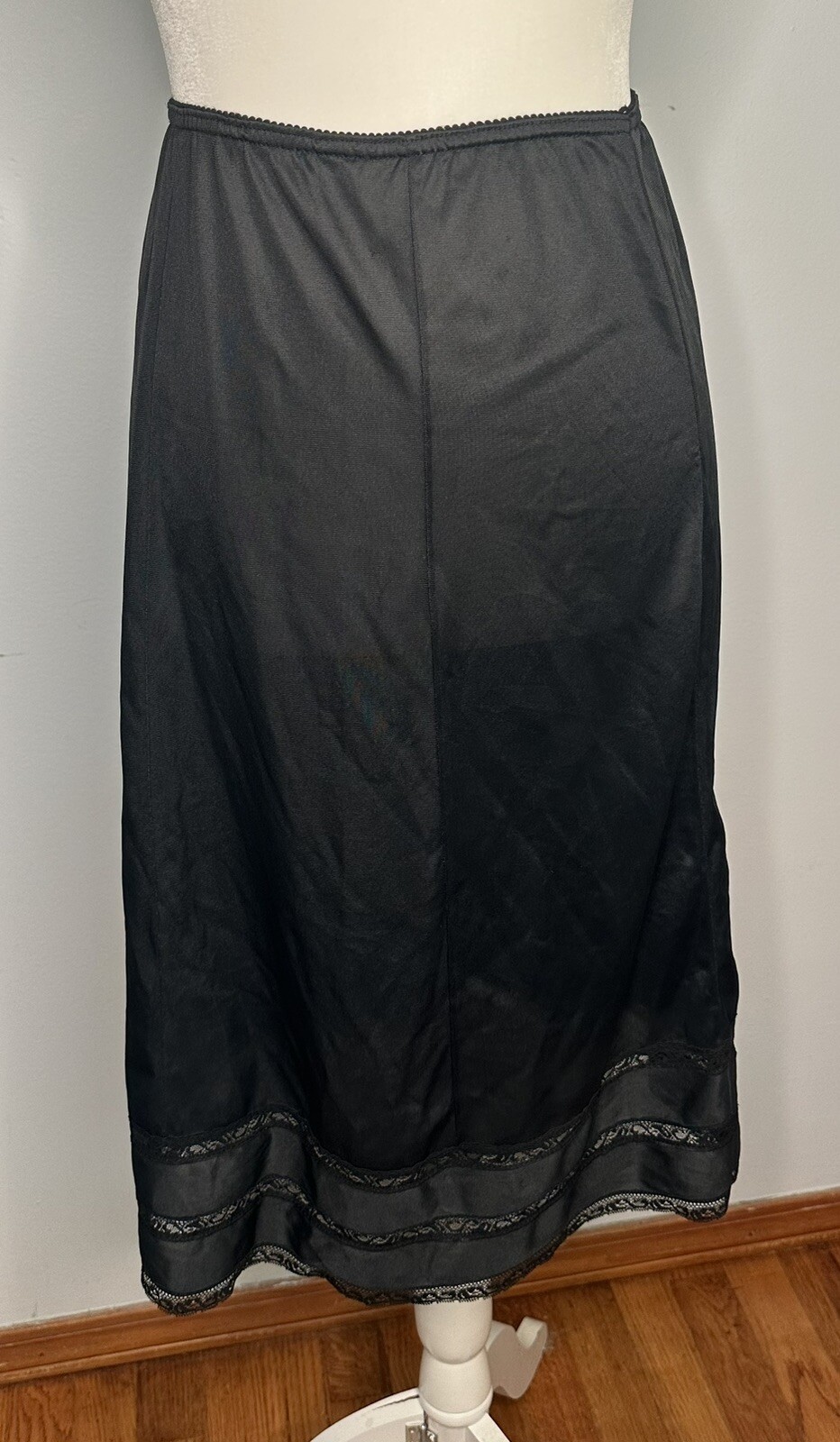 Vtg Black Half Slip Small Nylon JC Penney 3 Tiered Lace 26 long