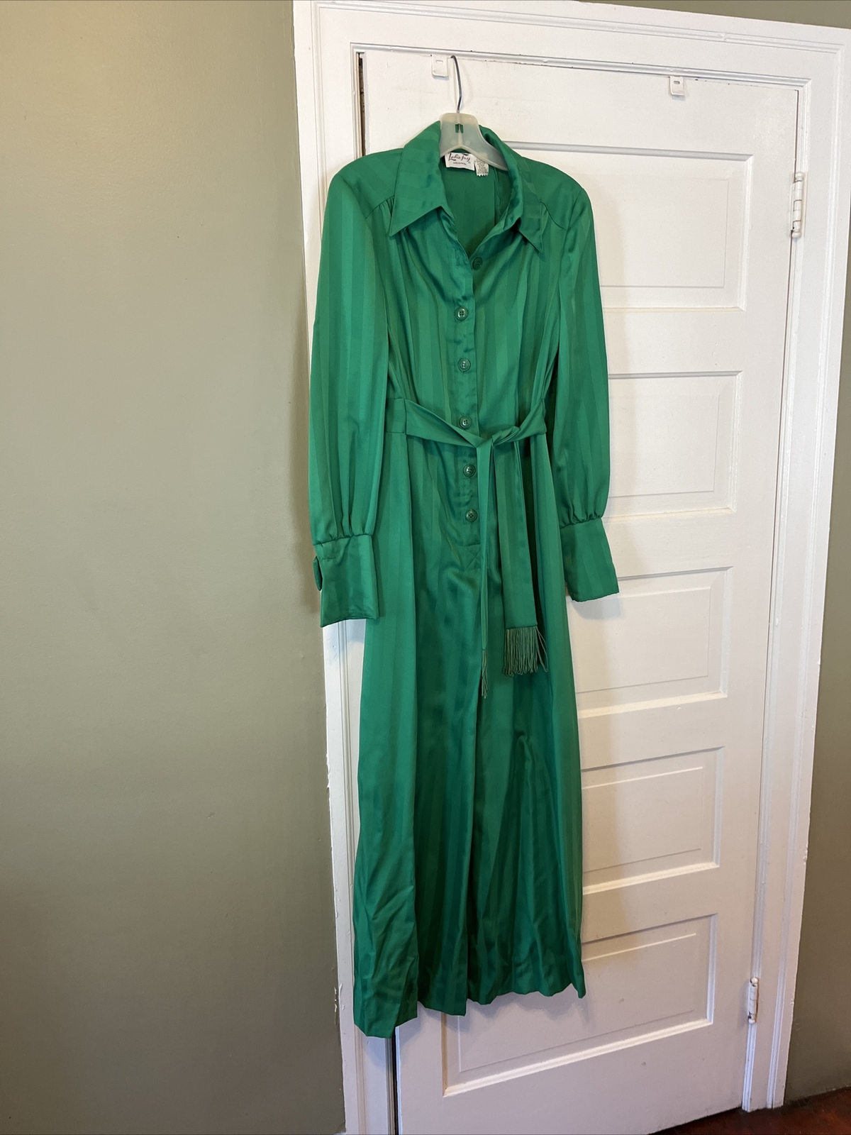 Vintage Leslie Fay Original Long Green Maxi Dress Long Sleeves Belt Boho Cool