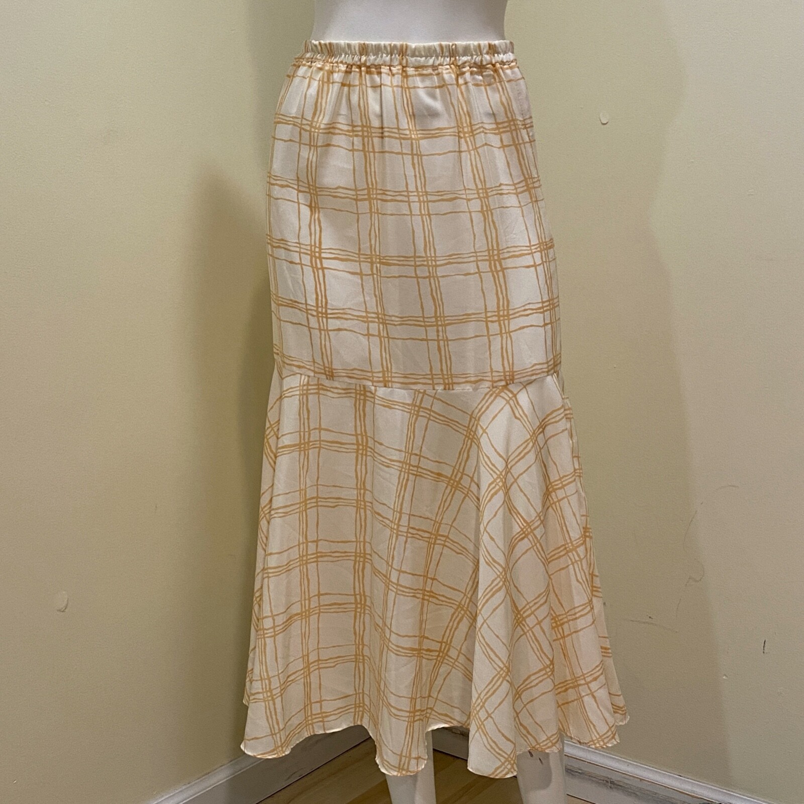 Vintage Warren Z Skirt Set Women’s 12 Beige Ivory Button Tie Back Midi Top Skirt