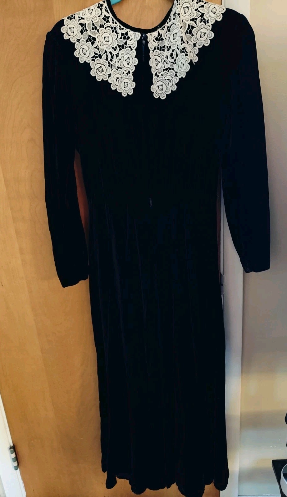 Donna Morgan For Non Stop Black Velvet Long Dress Vintage Lace Size 9/10 No Belt