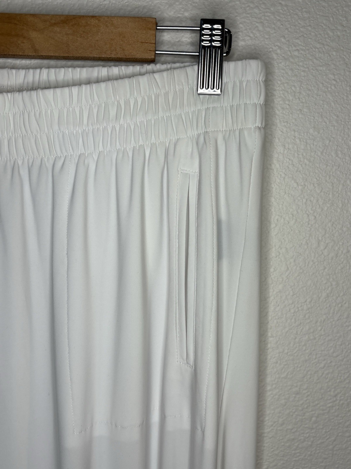Norma Kamali White Jogger Pants S 31 Waist High Rise Pocket Stretch Flowy Jersey