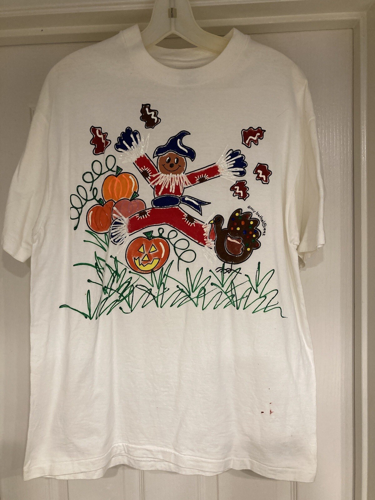 Vtg Fall size L Painted T-shirt 1992 Scarecrow Pumpkin Turkey Leaves