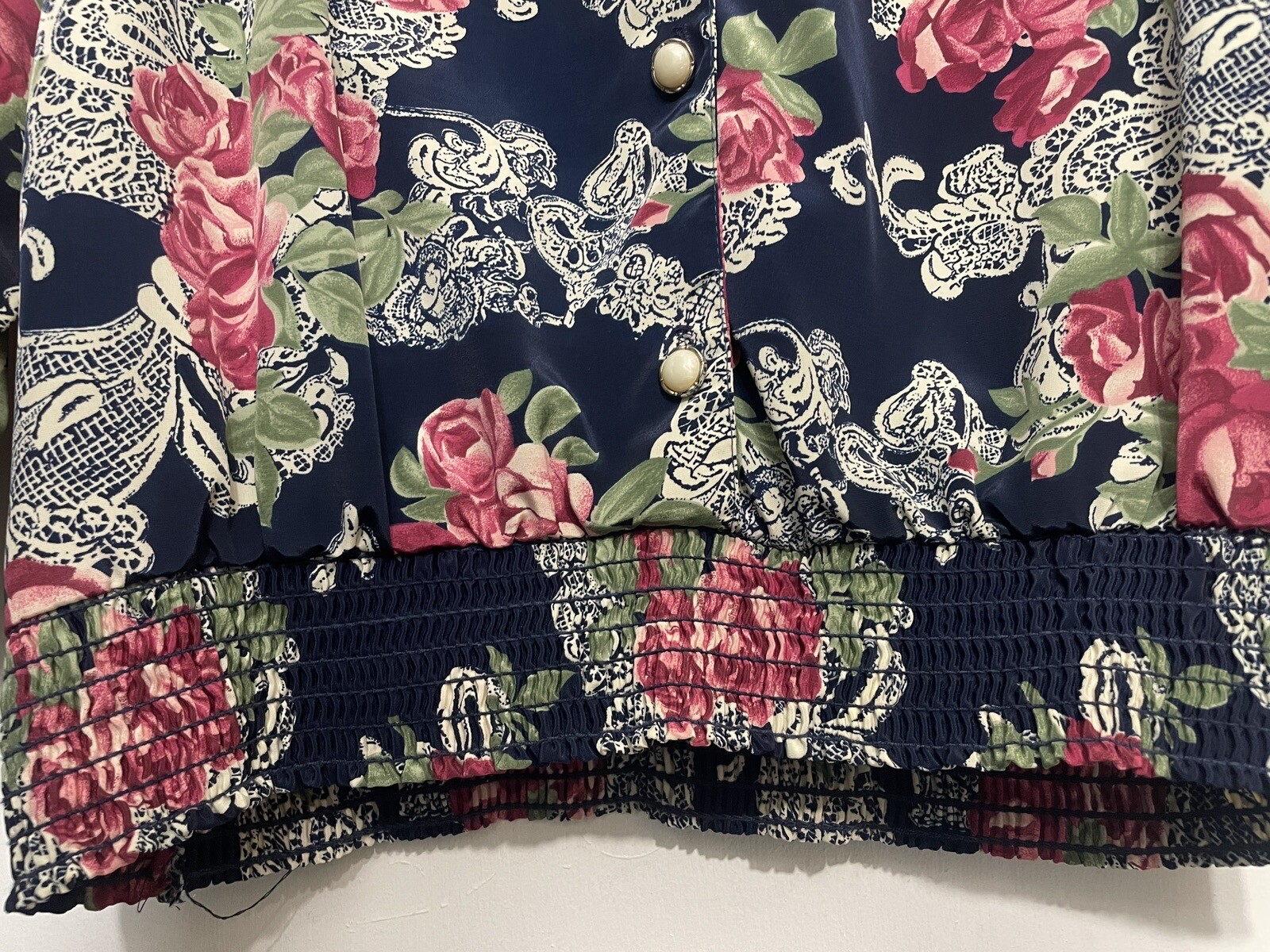 VINTAGE Copy Cats Woman Button Up Blouse Floral Rose Pattern Size 8