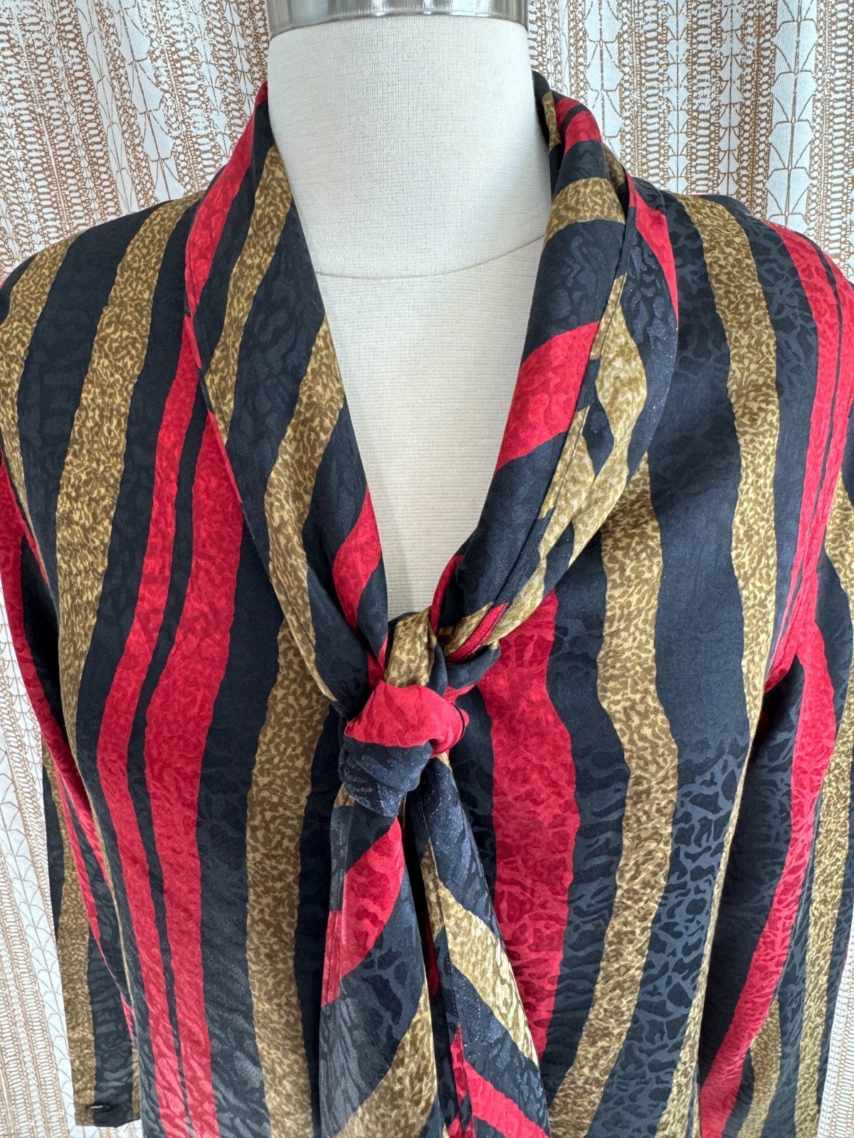 Vintage 1990s Ann May 100% Silk Blouse – Bold Stripe Pattern – XS