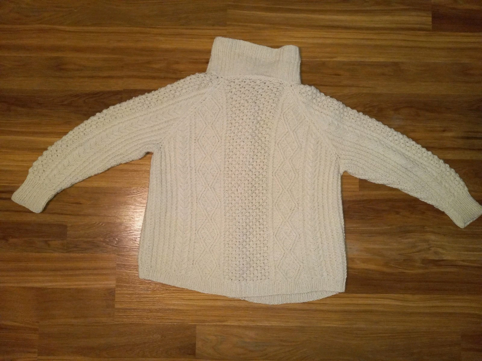 Vintage Pitlochry Scotland Wool Cable Knit Cardigan Shawl Collar EUC L/ XL