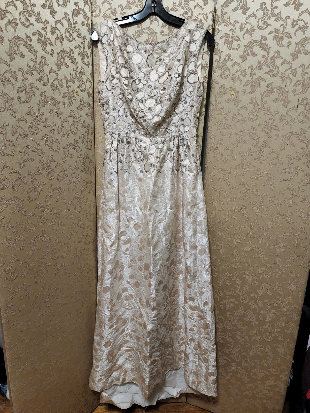 Vintage 1950s Blush Pink Silver Wedding Bridal Party Beaded Gown Size 2