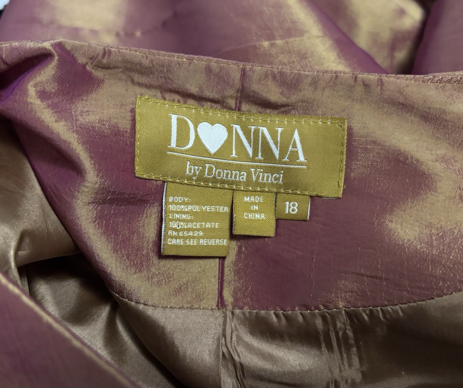 Donna Vinci Foiled Gold Suit Jacket & Skirt Layered Embellishing Vintage Size 18