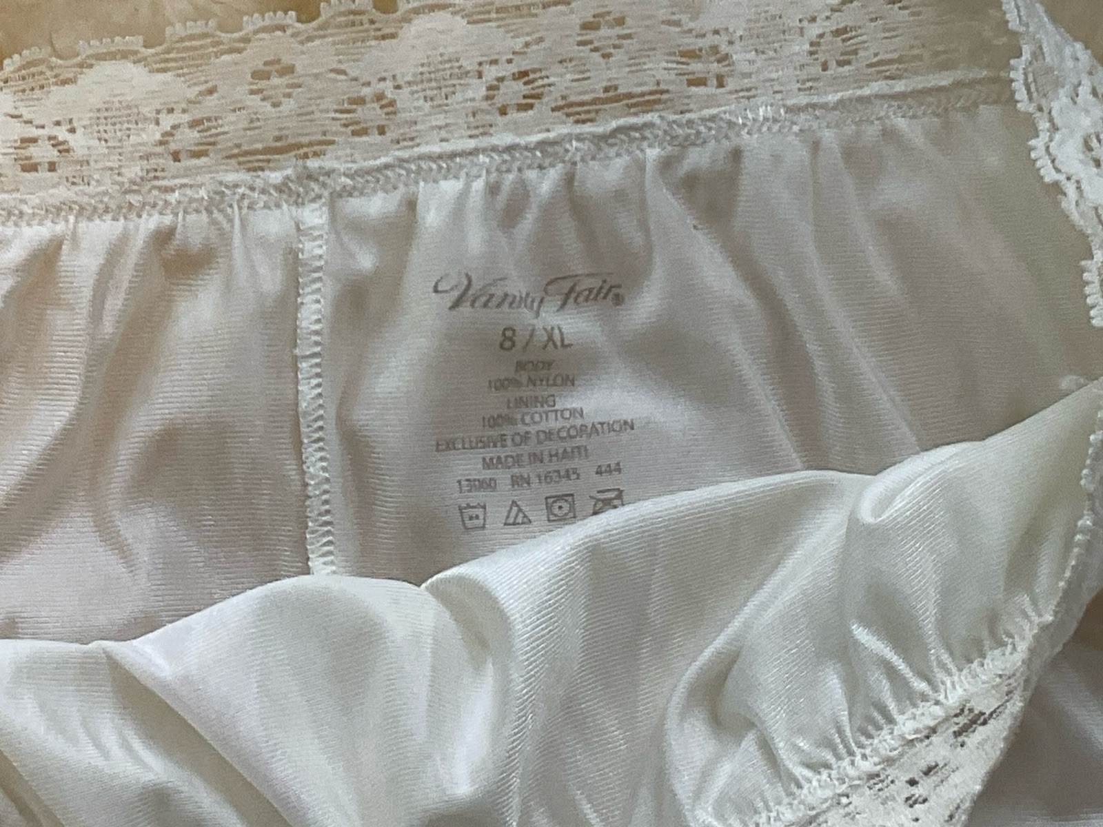 Vintage Vanity Fair White Lace Trim High Waist Brief Panties Size 8 Regular