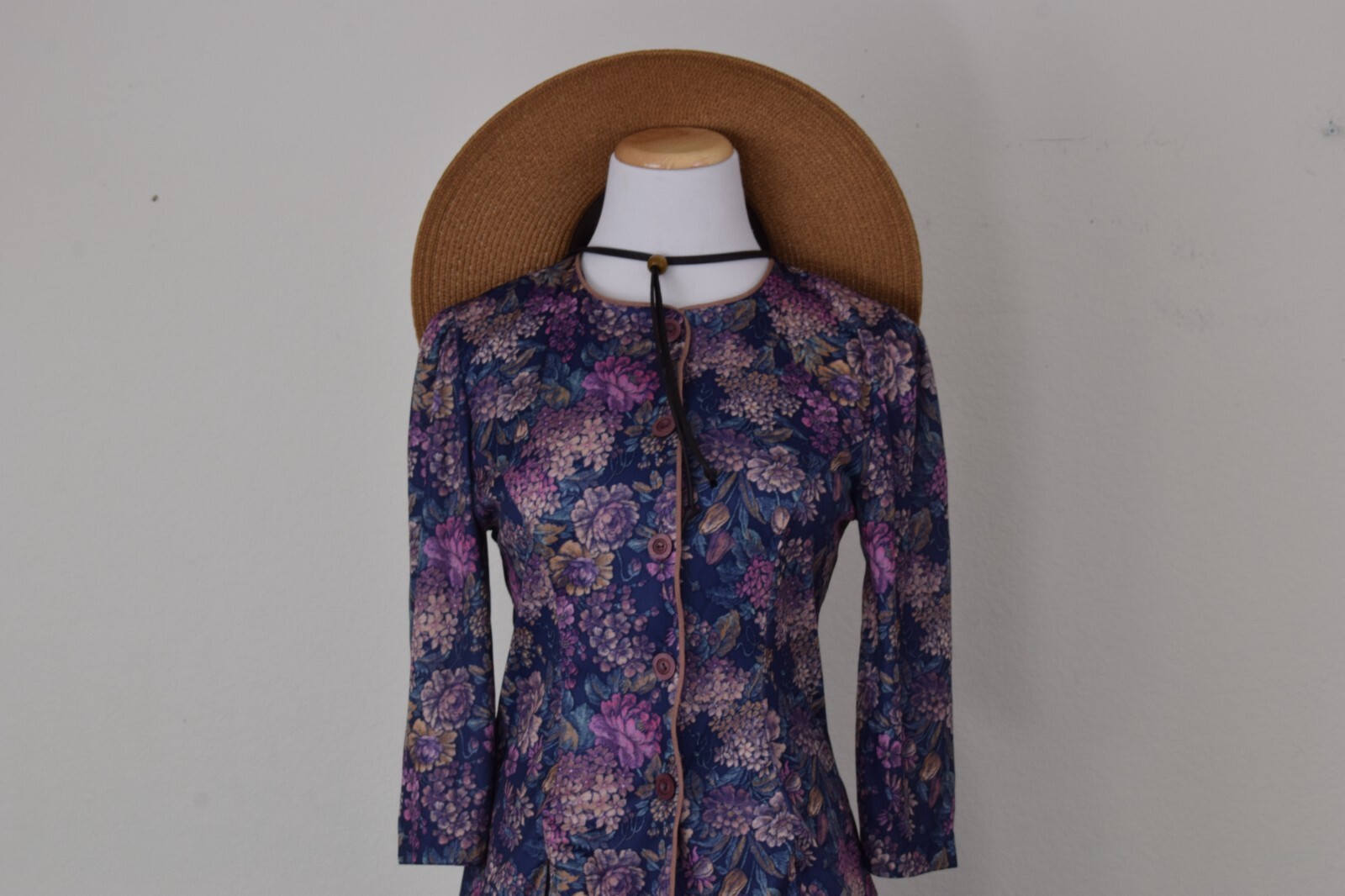 Vintage 80s Polyester Whirlaway Floral Print 3/4 Sleeve Button-up Blouse size 6P