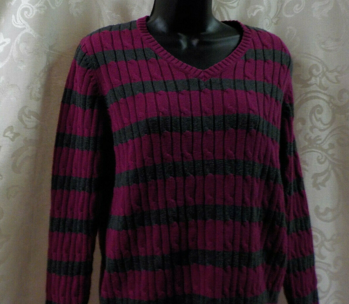 Vintage 2000 St. John’s Bay Sweater Size L Stripe Cotton Blend Long Sleeve V Nec