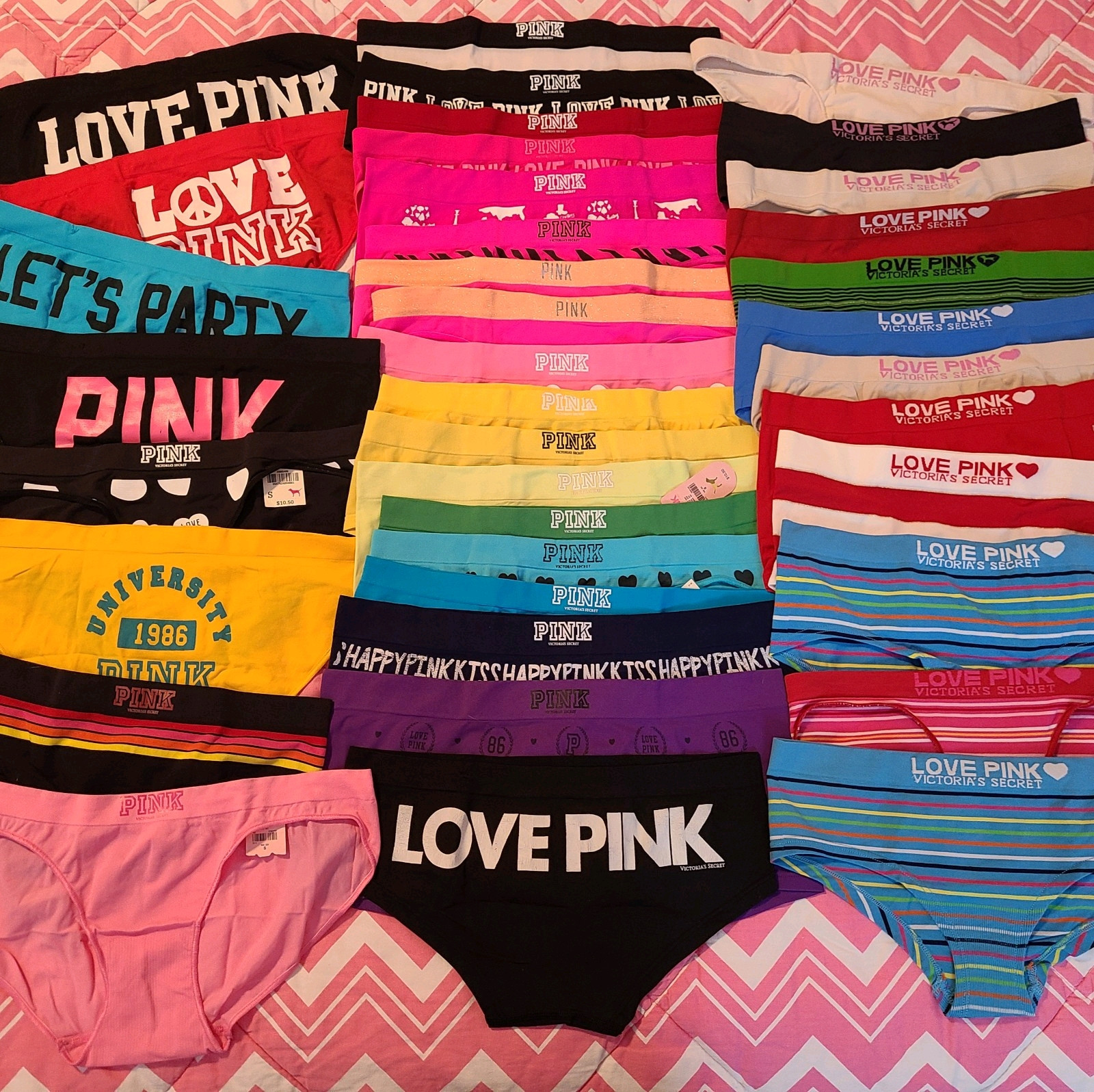 NWT Rare VTG VS PINK YOGA Seamless Stretch Hipster Panty Size Sm Multi Stripes