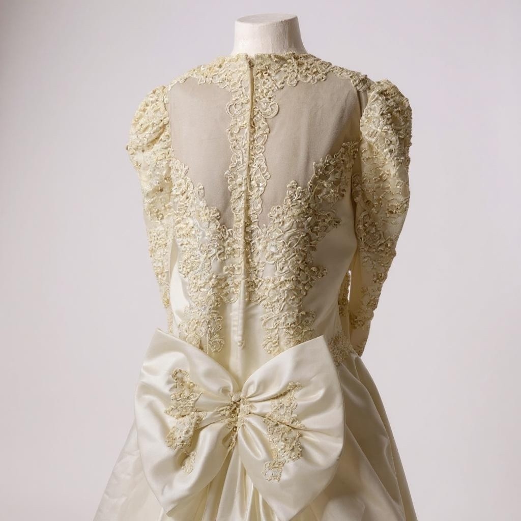 Vintage Mori Lee Wedding Dress Size 12 Satin Lace Pearl Bridal Gown Ivory