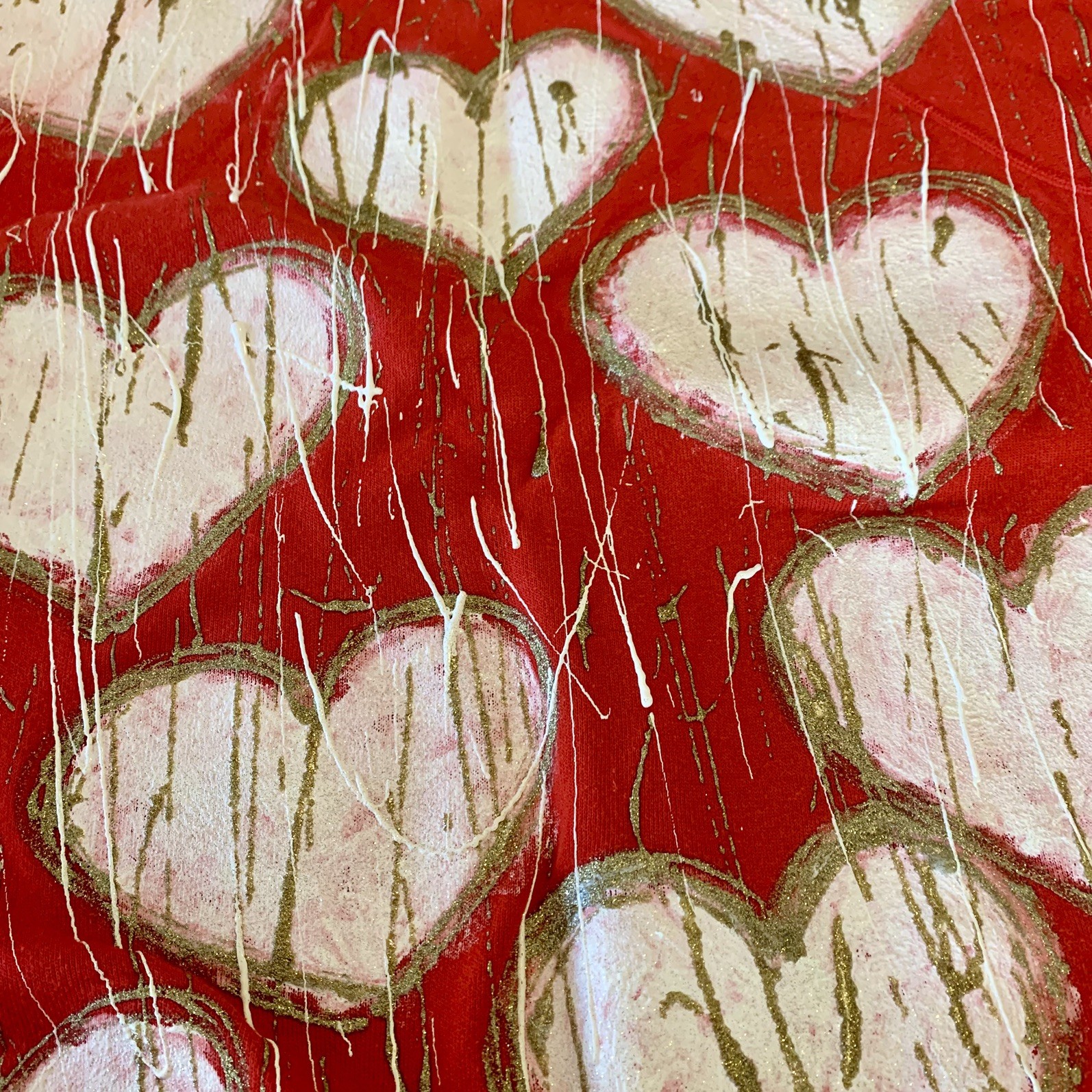 Vintage Valentine’s Day Red Sweatshirt with painted hearts gold paint spatter L