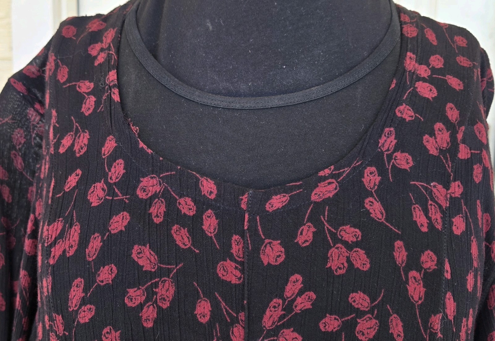 1980s NOSTALGIA Sheer Black & Red Floral Dress W/Full Pleated Sweep Skirt Sz M
