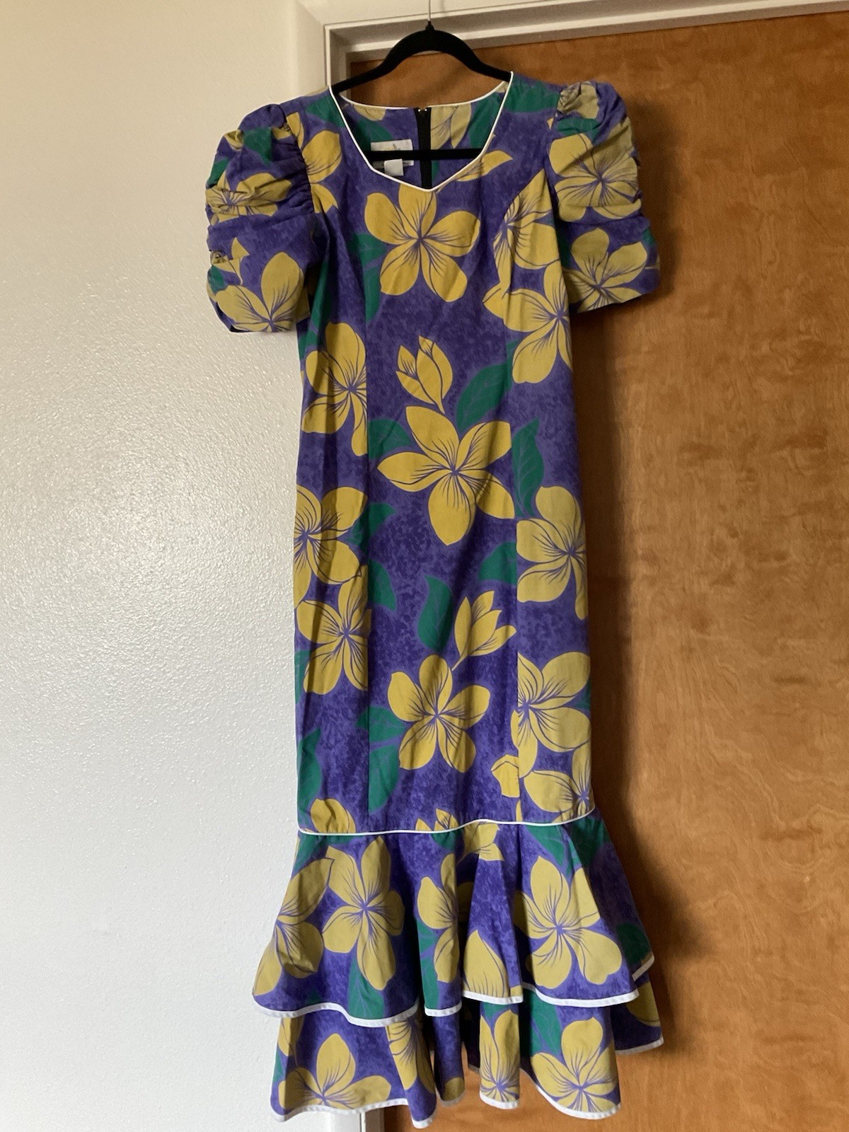 Vintage Ho Aloha Maxi Mu’u Mu’u Purple Yellow Floral Dress Size M Puffed Sleeves