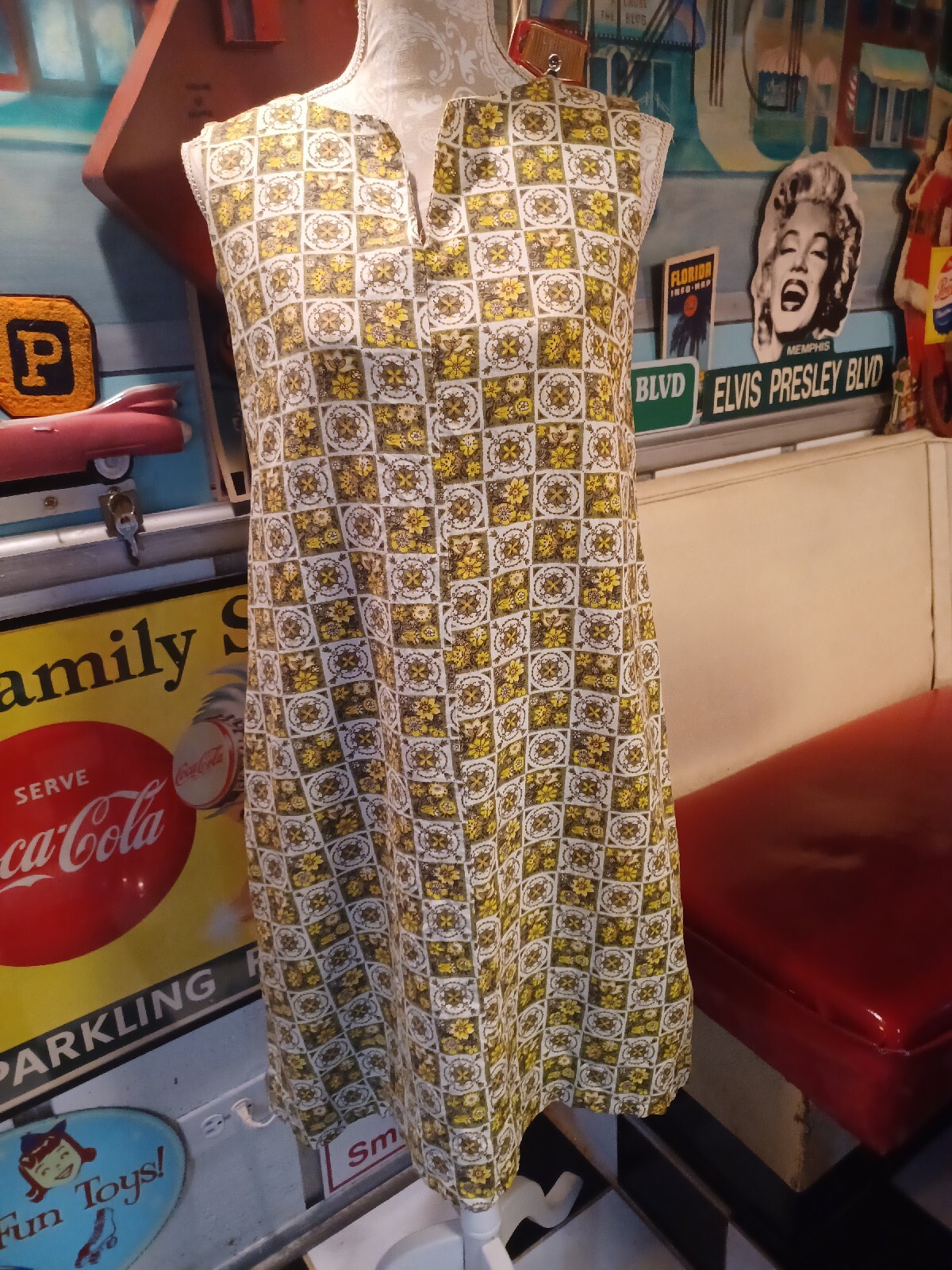 Vtg Mid-century 1960s A-Line Shift Sleeveless Dress MCM Mod Sundress Avocado Gr