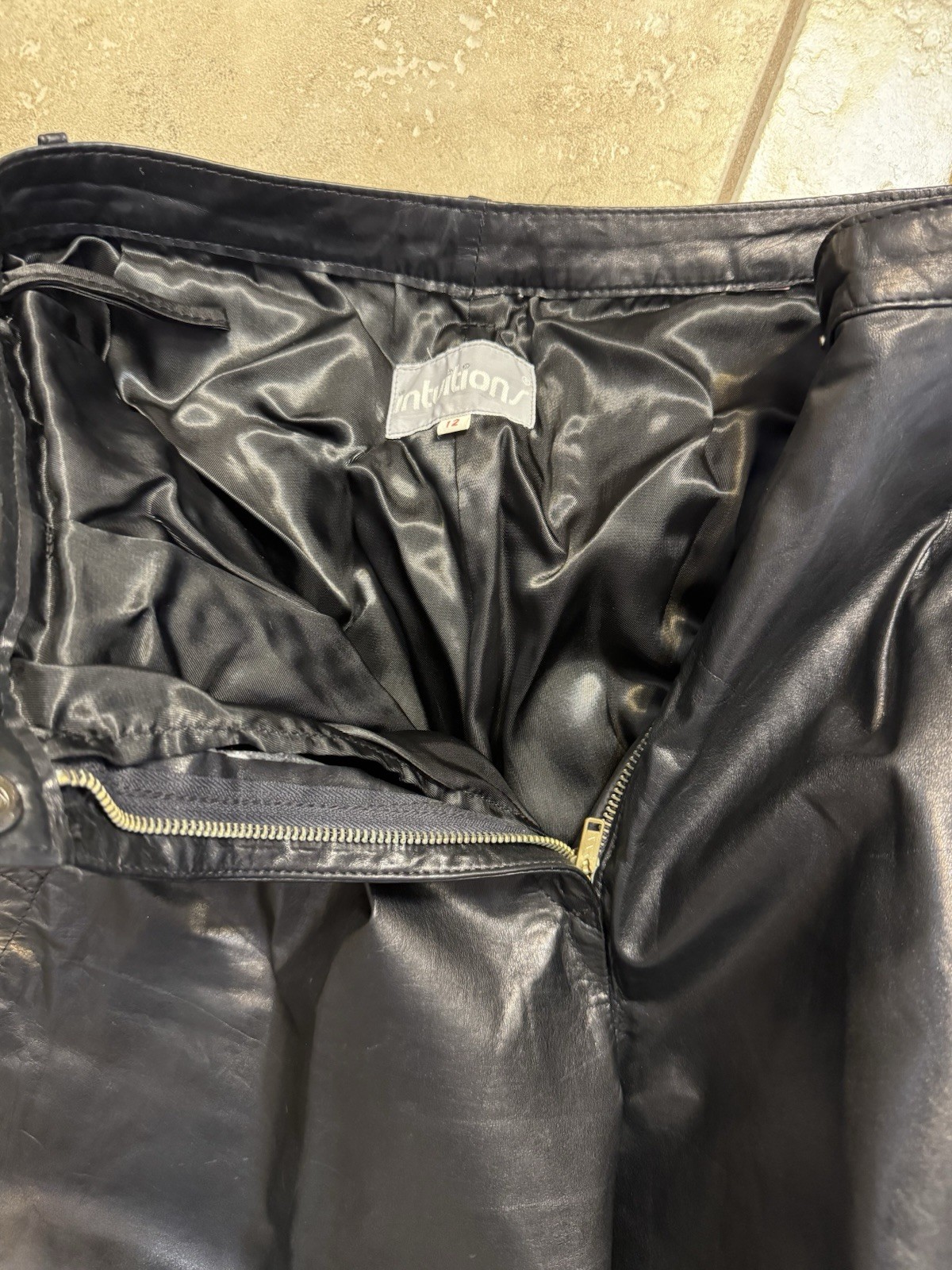Women’s Vintage 1980’s INTUITIONS Black Leather Jacket & Pants Set Size 10-12