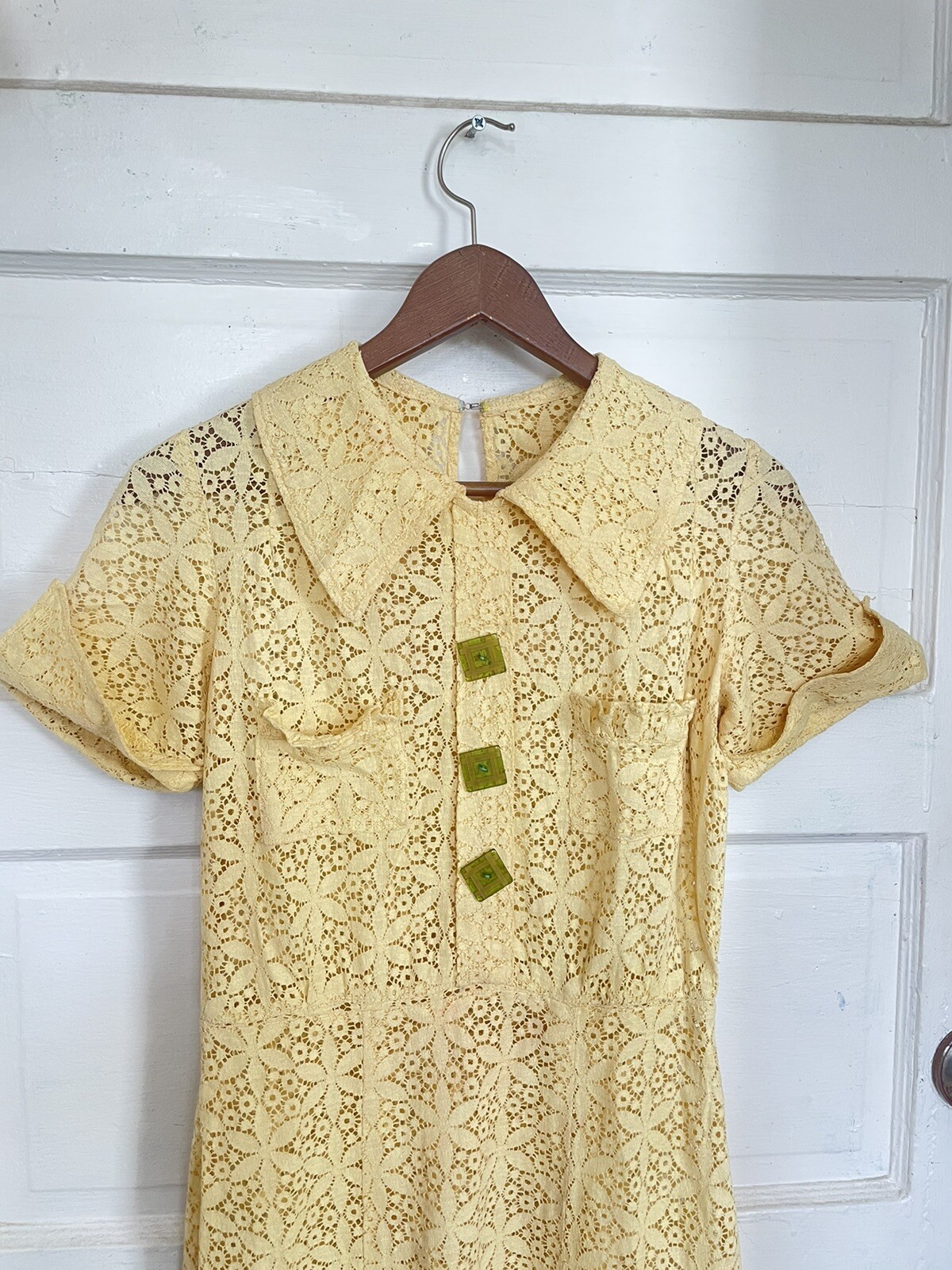 vintage 1930s Sunshine Yellow Lace dress Collar Lucite Buttons Cottagecore Sz SM