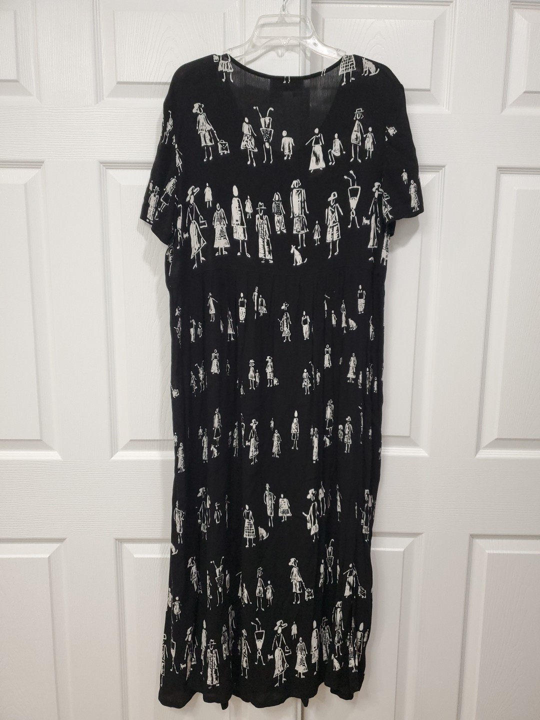 Betsy Lauren Button-Up Maxi Dress Black Size 14 Unique Pattern Of People Vtg