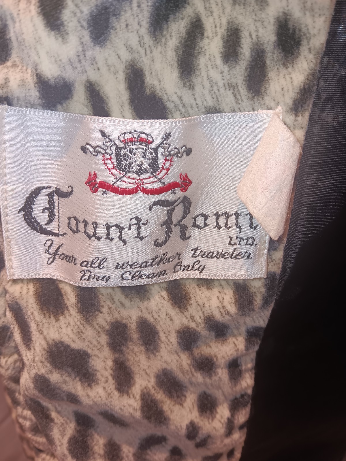 Vintage Count Romi Velveteen Leopard Print Long Coat Medium/Large USA