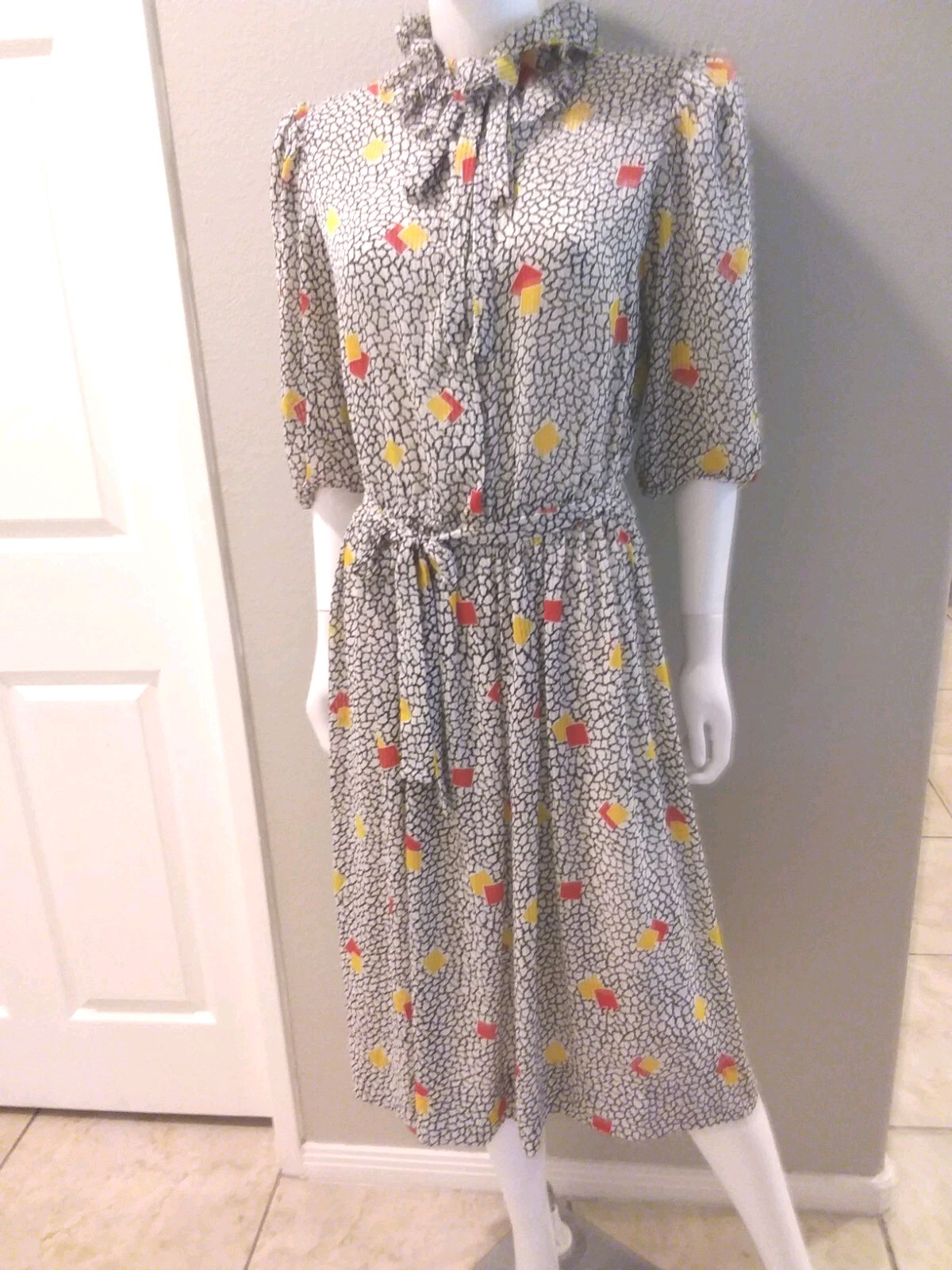 NEIMAN MARCUS CASTLEBERRY Dress Multicolored Size 14 Vintage Shoulder Pads