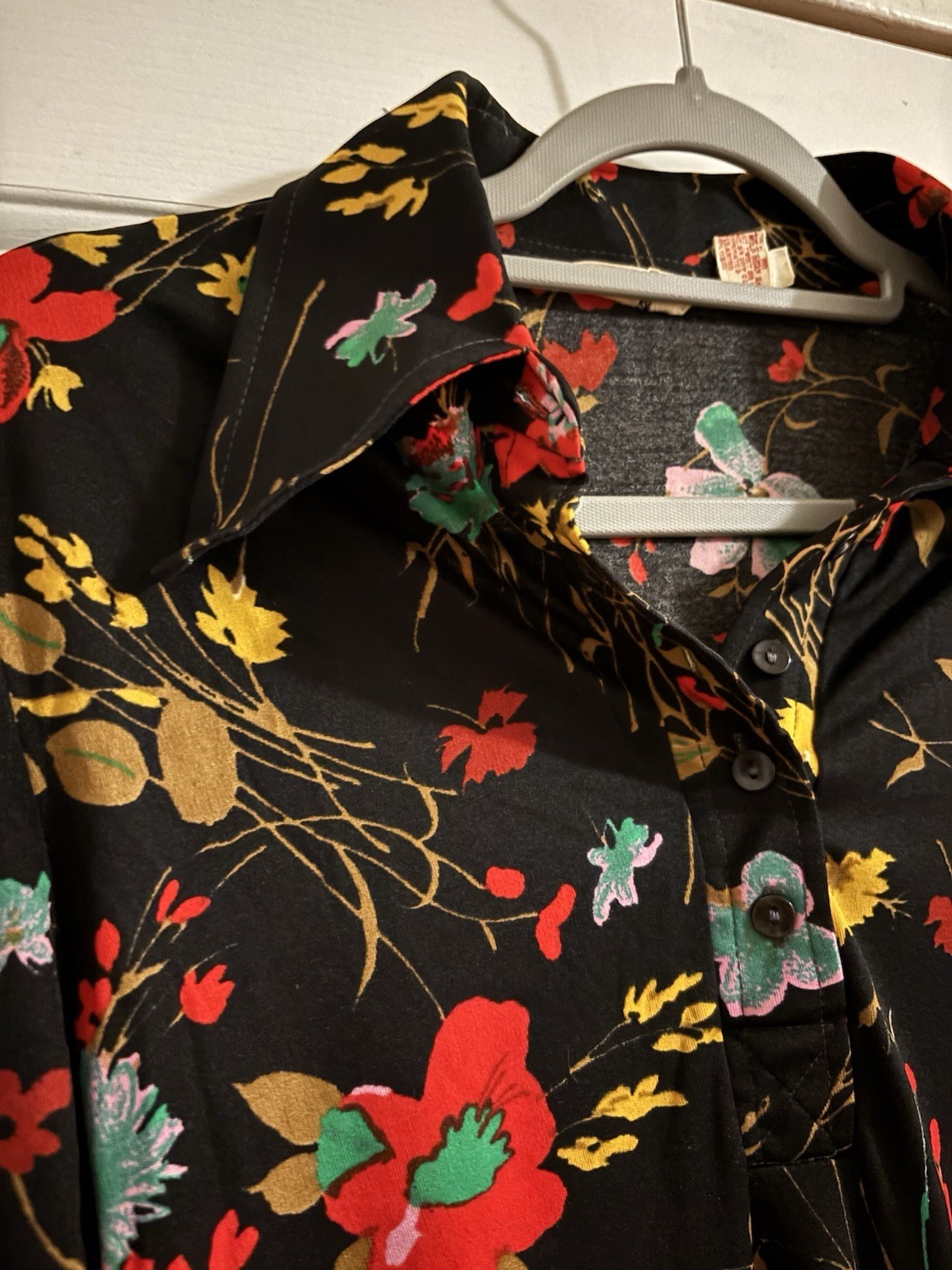 Vintage 70’s Floral Nylon Blouse Pointy Butterfly Collar, Multi Color Sz Sm